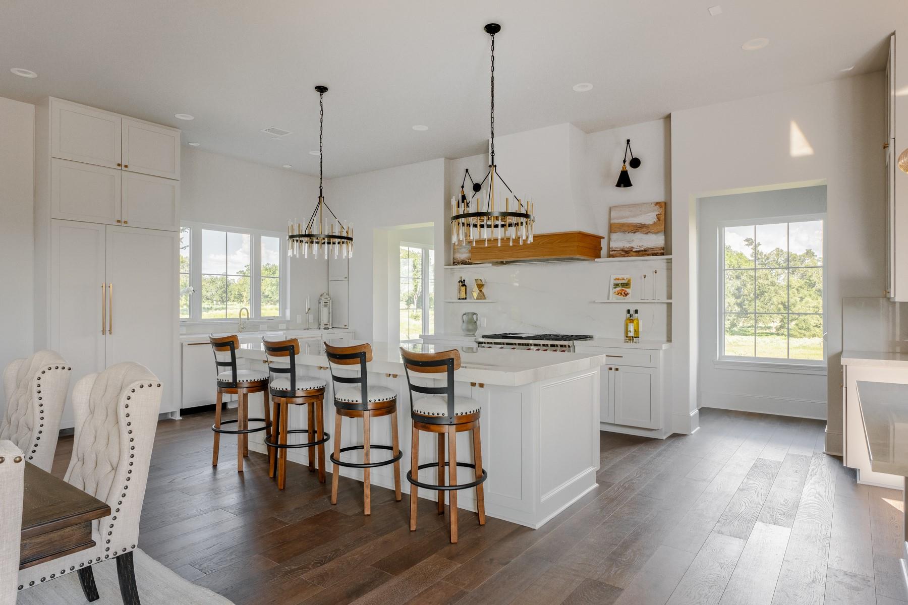 404 Blackberry Ln, Washington, TX 77880