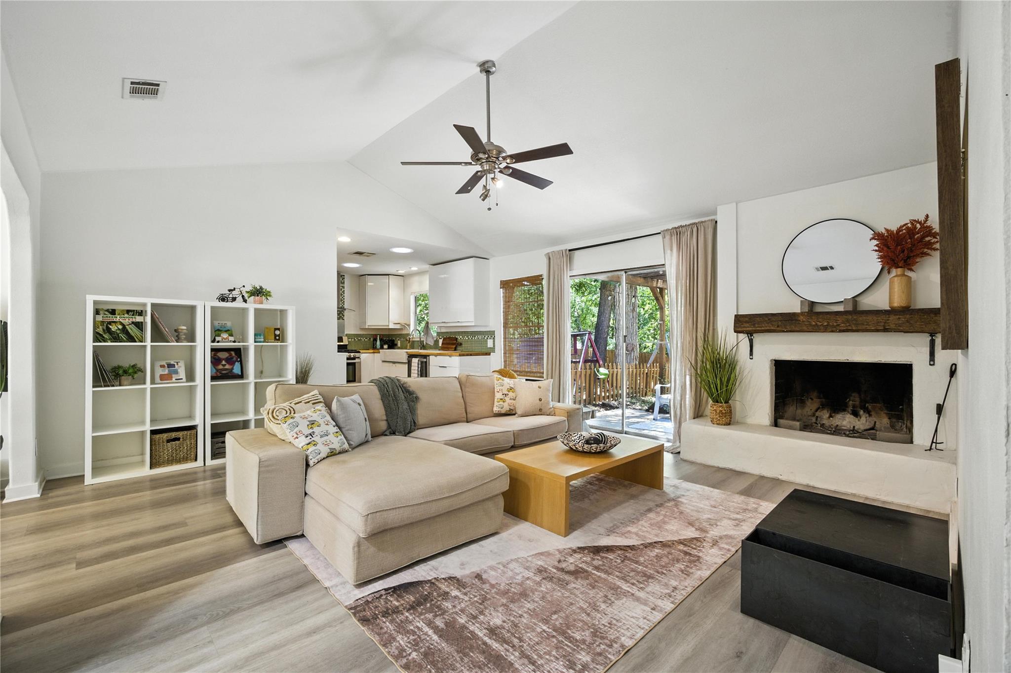 5430 Salem Walk Dr, Austin, TX 78745