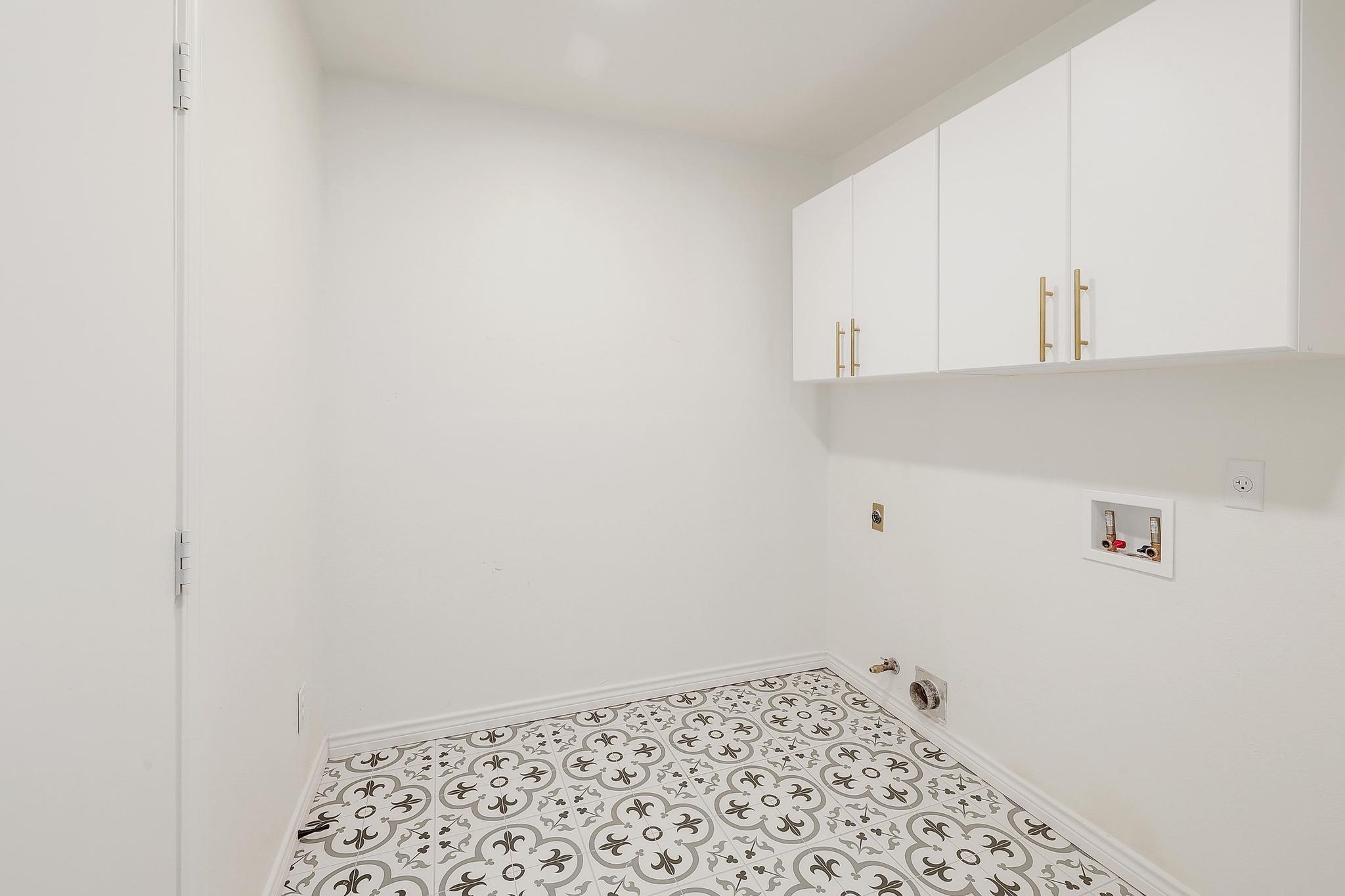 1205 Rambling Trl, Cedar Park, TX 78613