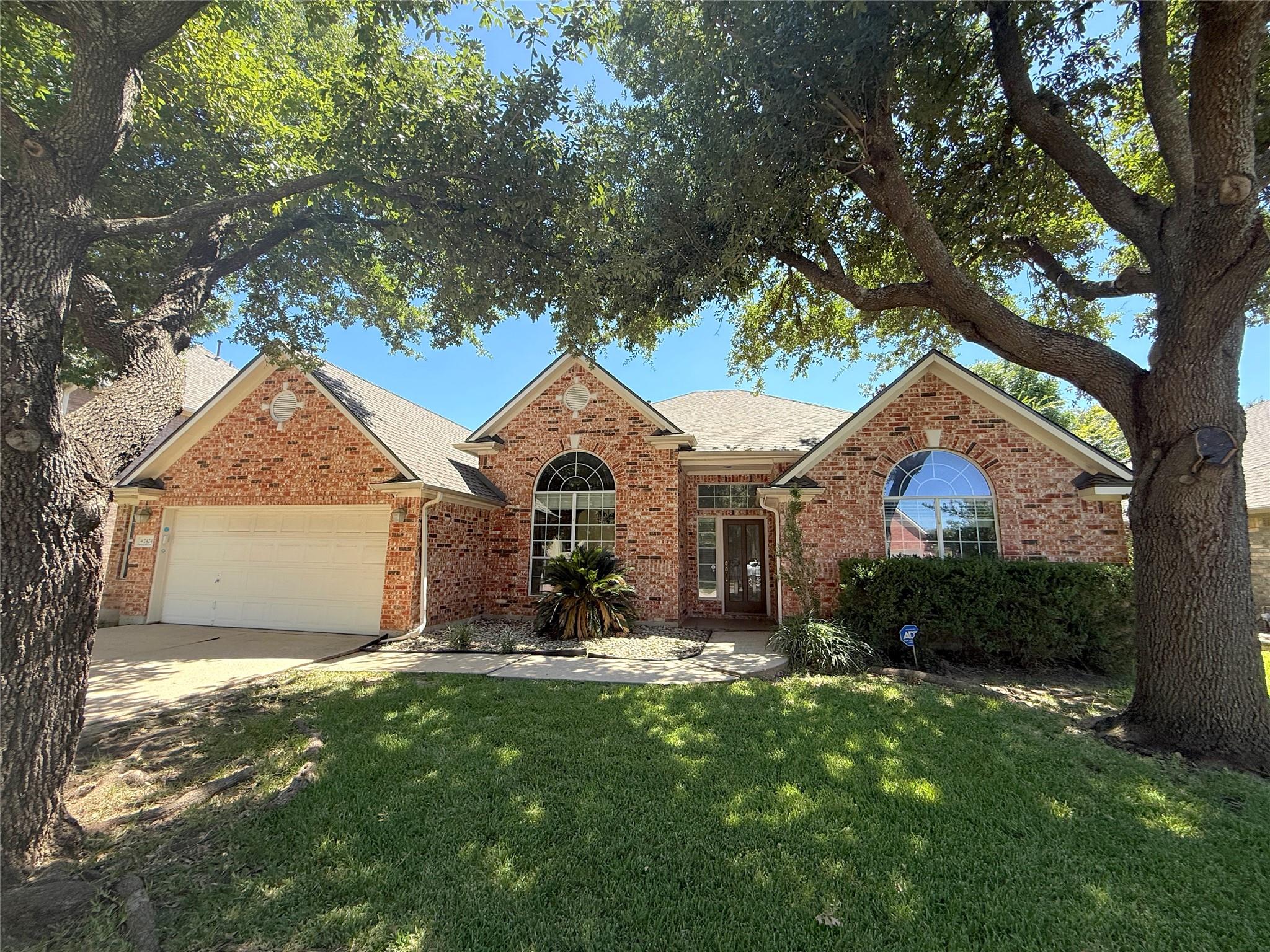 2424 Arbor Dr, Round Rock, TX 78681
