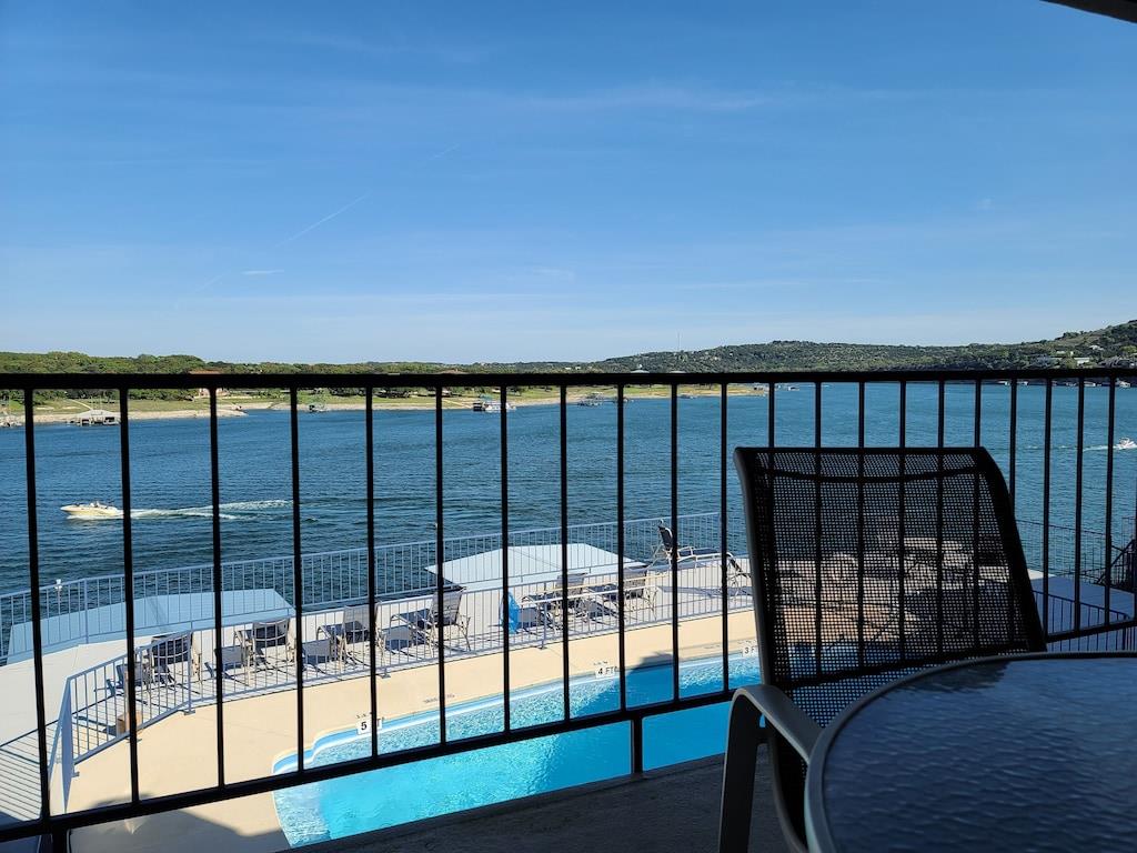 1601 Judy Lynn Dr # 207, Spicewood, TX 78669