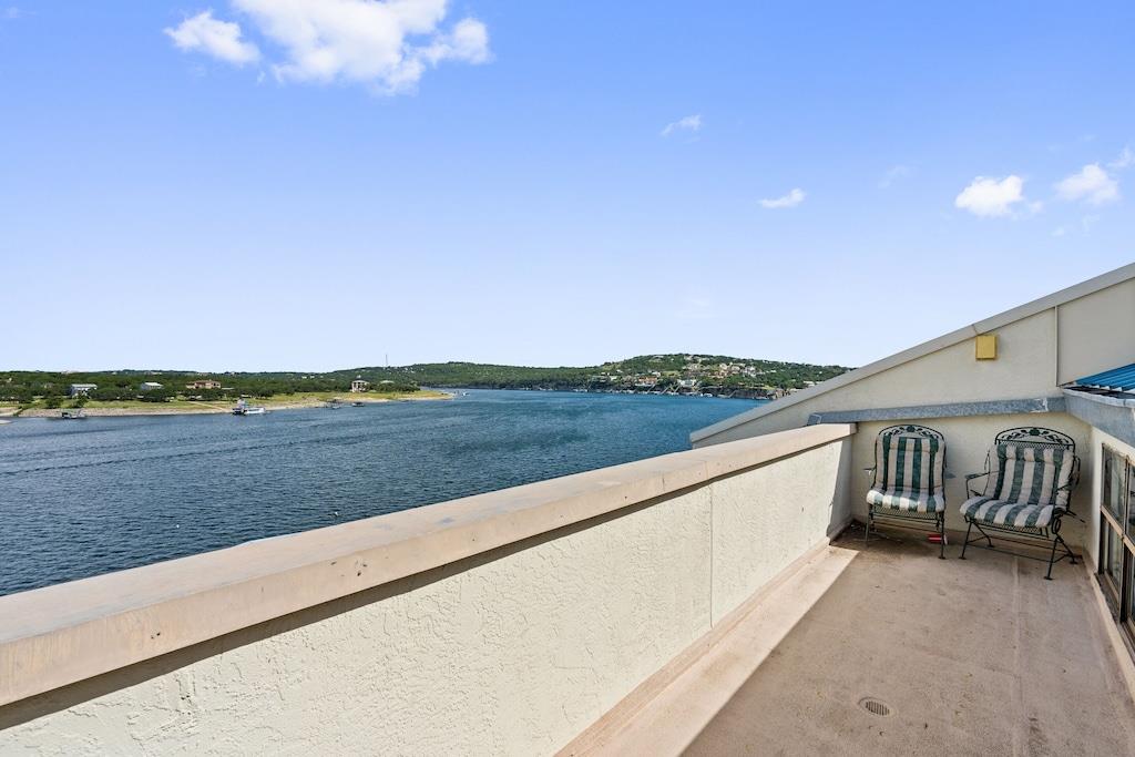 1601 Judy Lynn Dr # 207, Spicewood, TX 78669