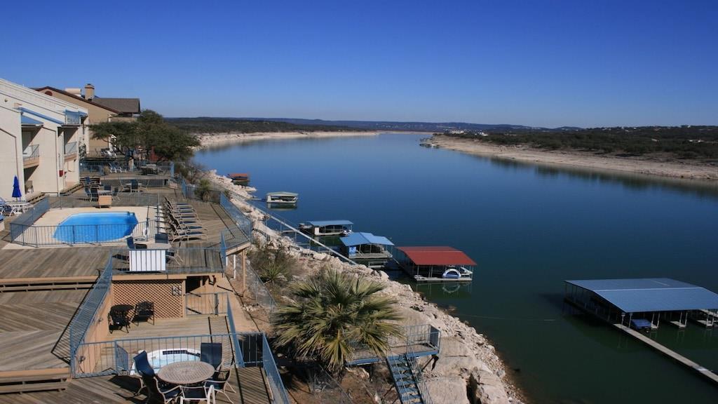 1601 Judy Lynn Dr # 207, Spicewood, TX 78669