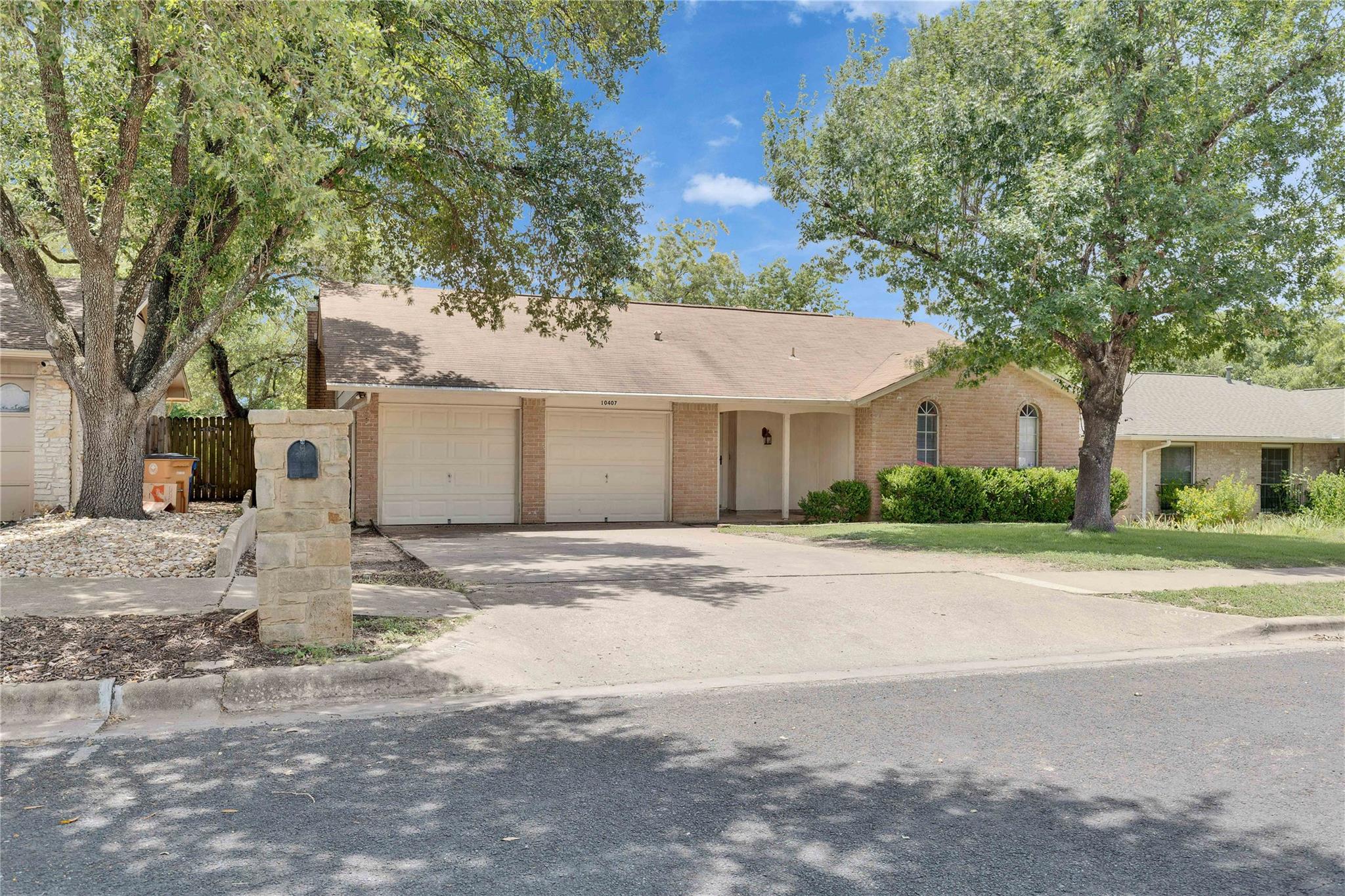 10407 Button Quail Dr, Austin, TX 78758