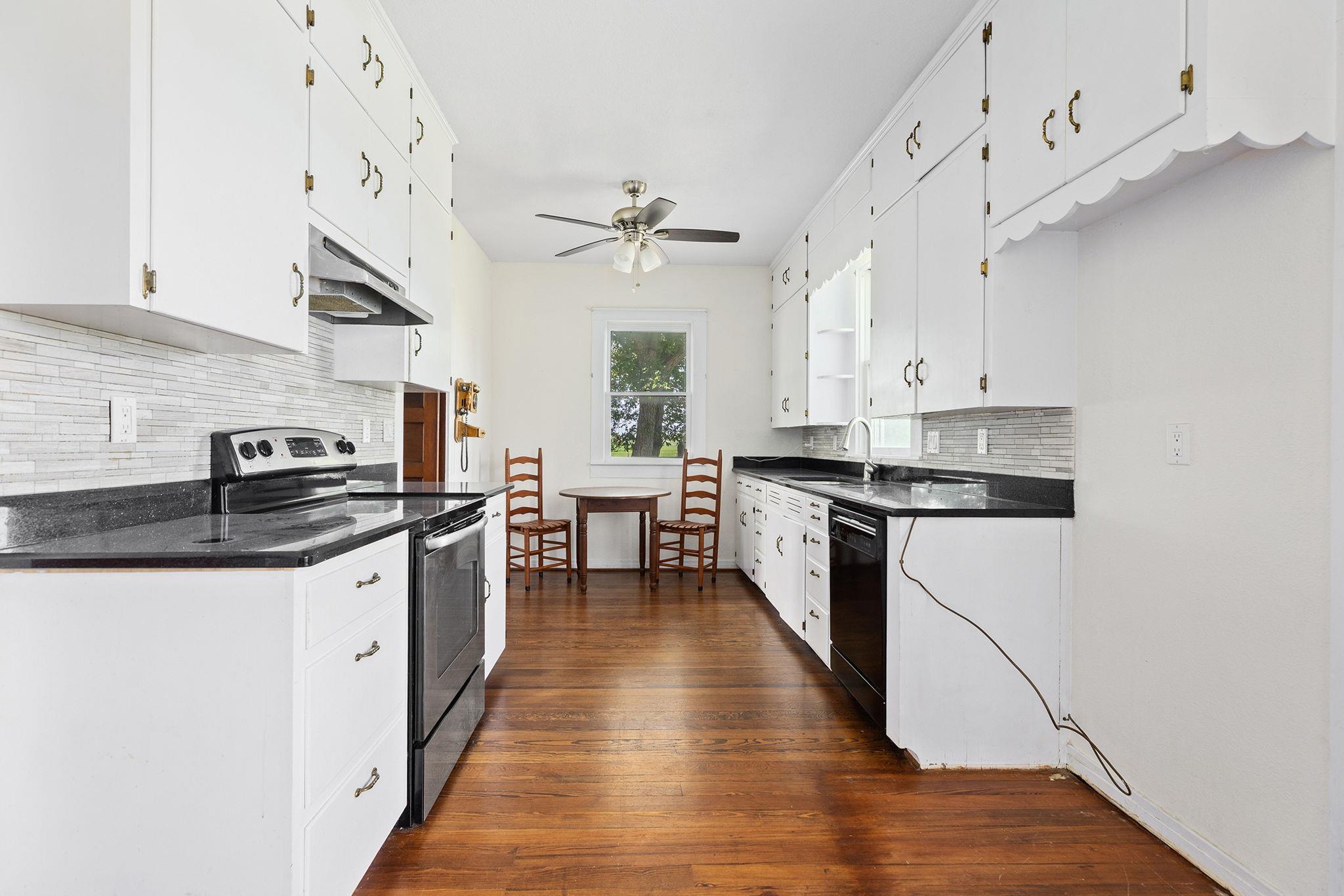 14301 Fm-1105, Jarrell, TX 76537