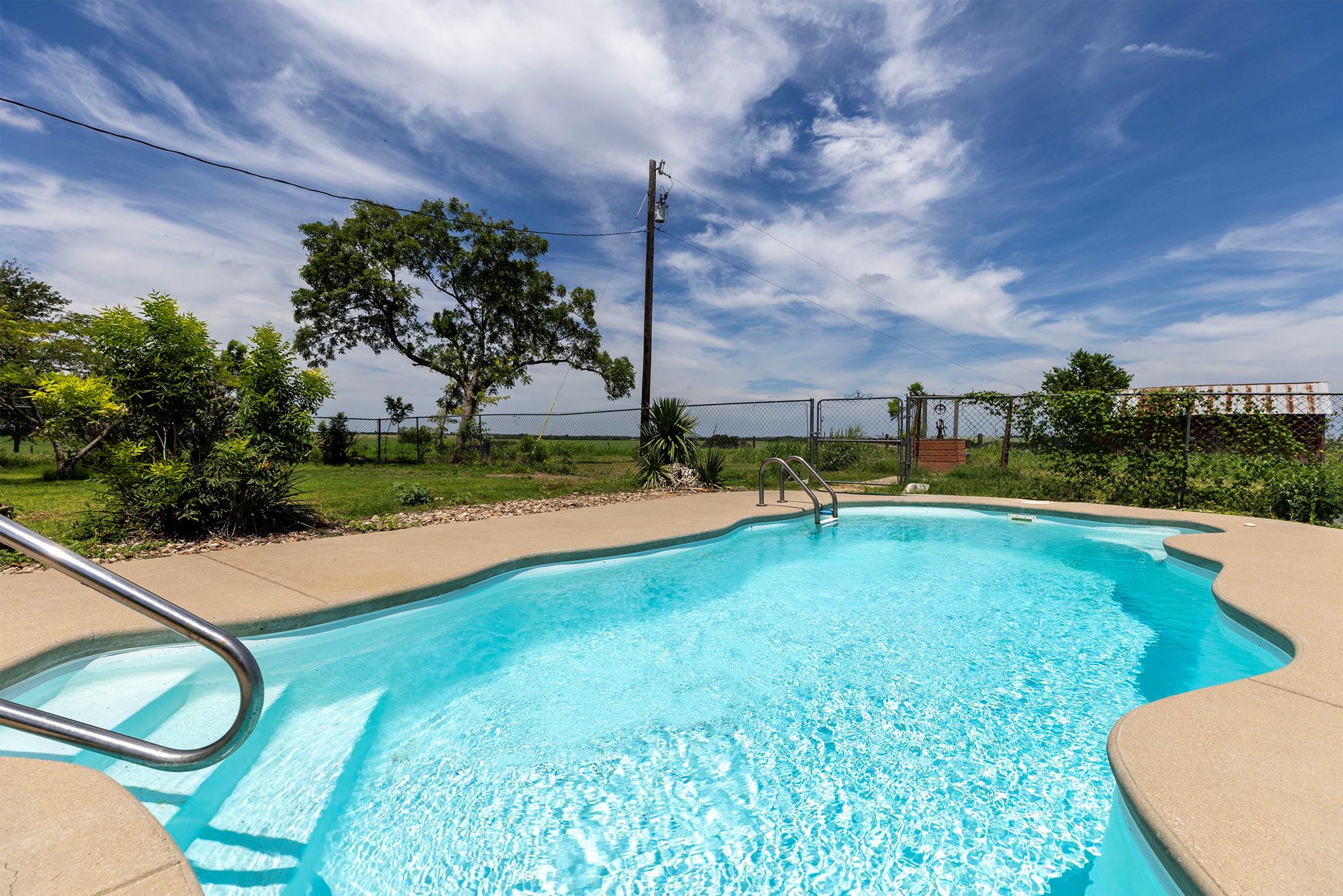 14301 Fm-1105, Jarrell, TX 76537