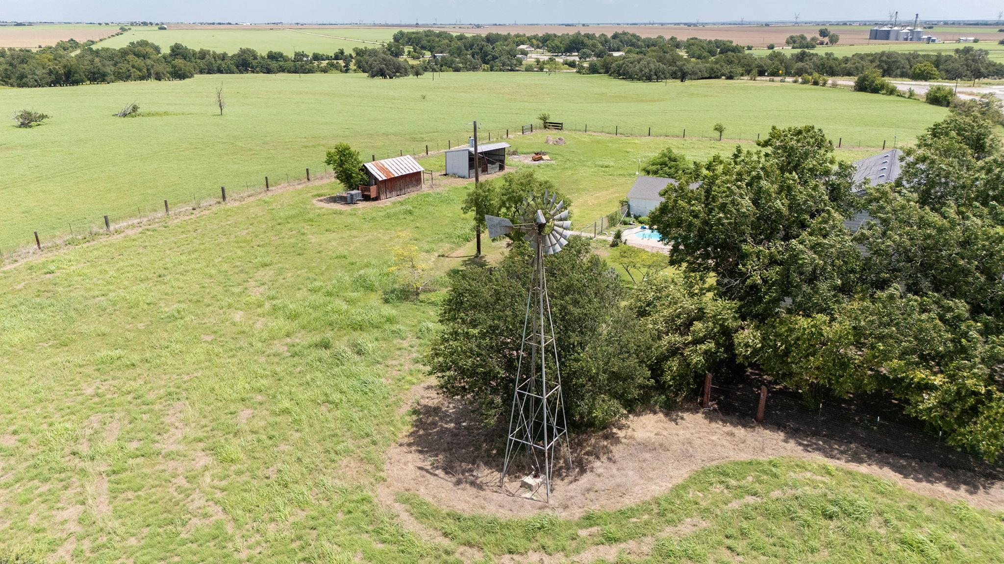 14301 Fm-1105, Jarrell, TX 76537