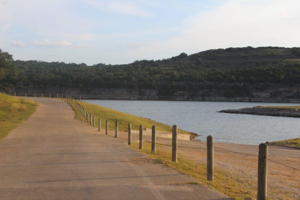 21307 Cardinal Ave, Lago Vista, TX 78645