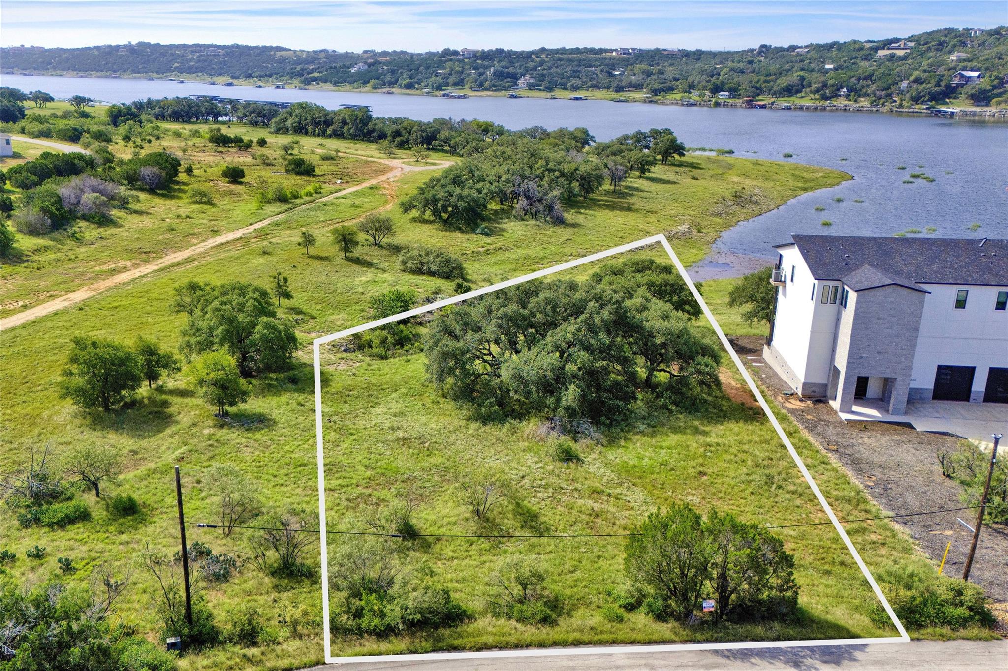 21307 Cardinal Ave, Lago Vista, TX 78645