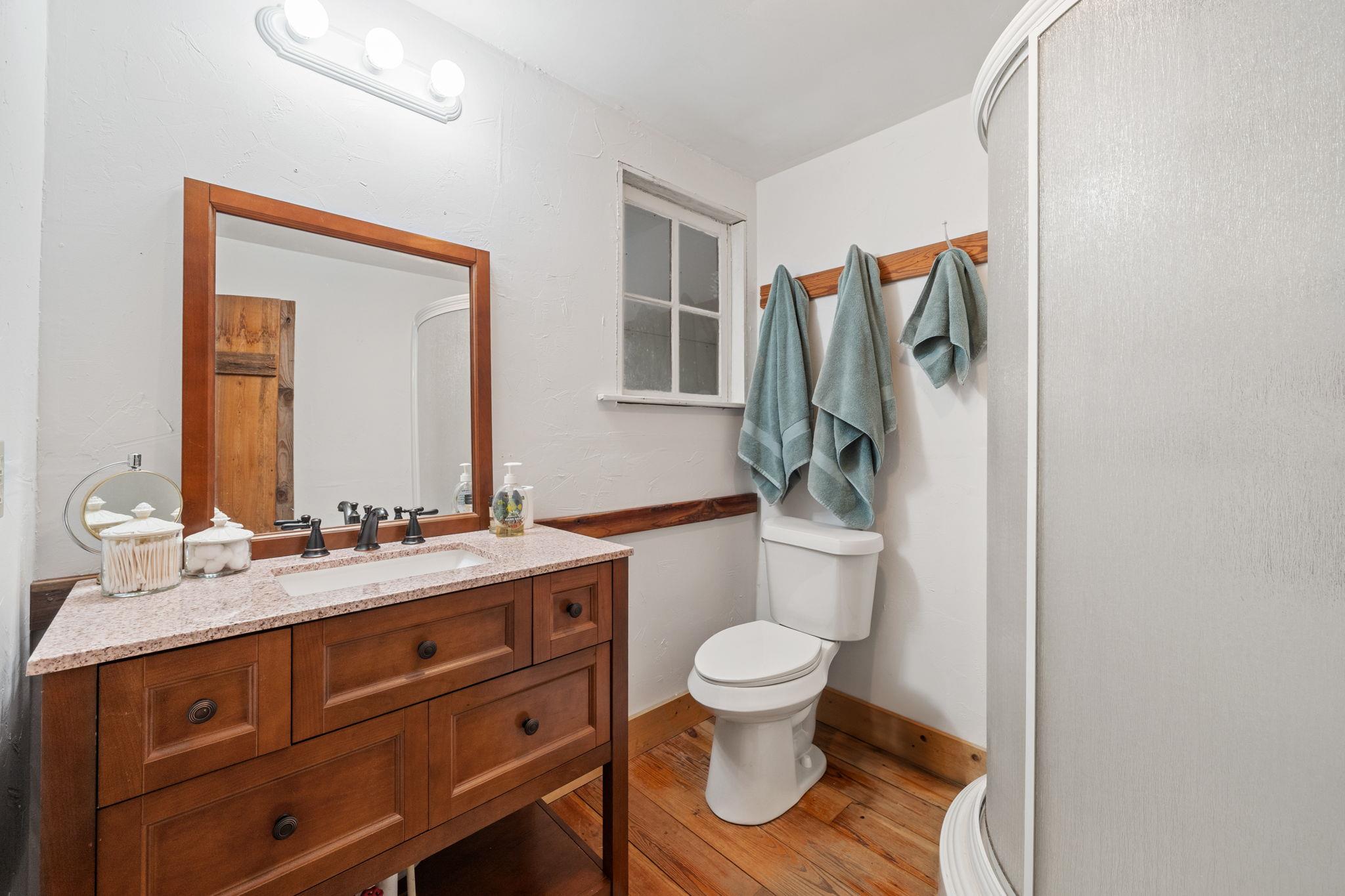 242 Cody Ln, Bastrop, TX 78602