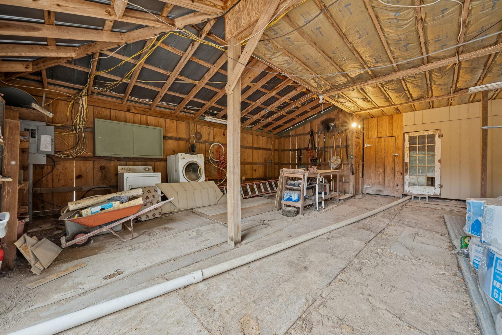 242 Cody Ln, Bastrop, TX 78602