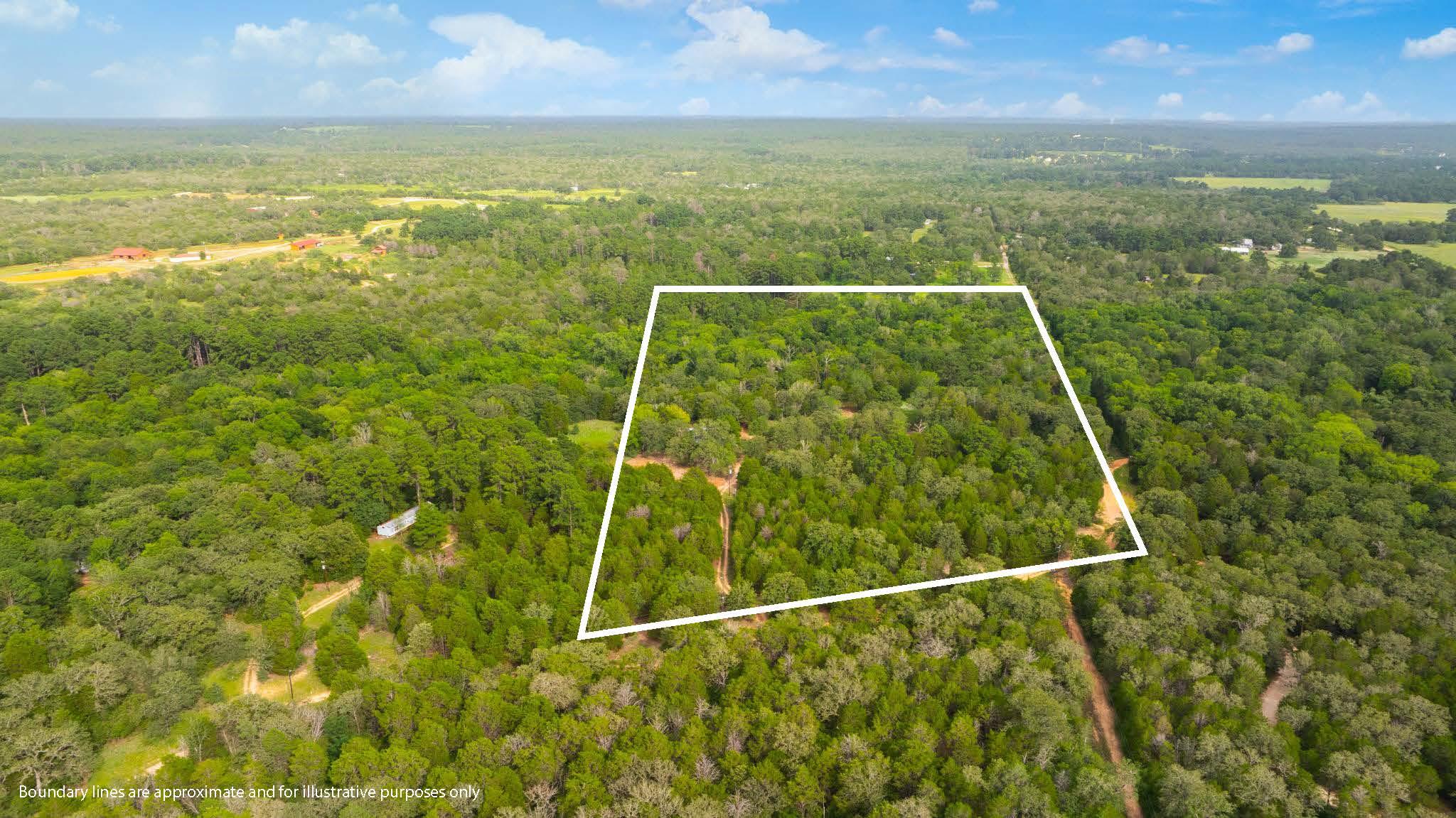 242 Cody Ln, Bastrop, TX 78602