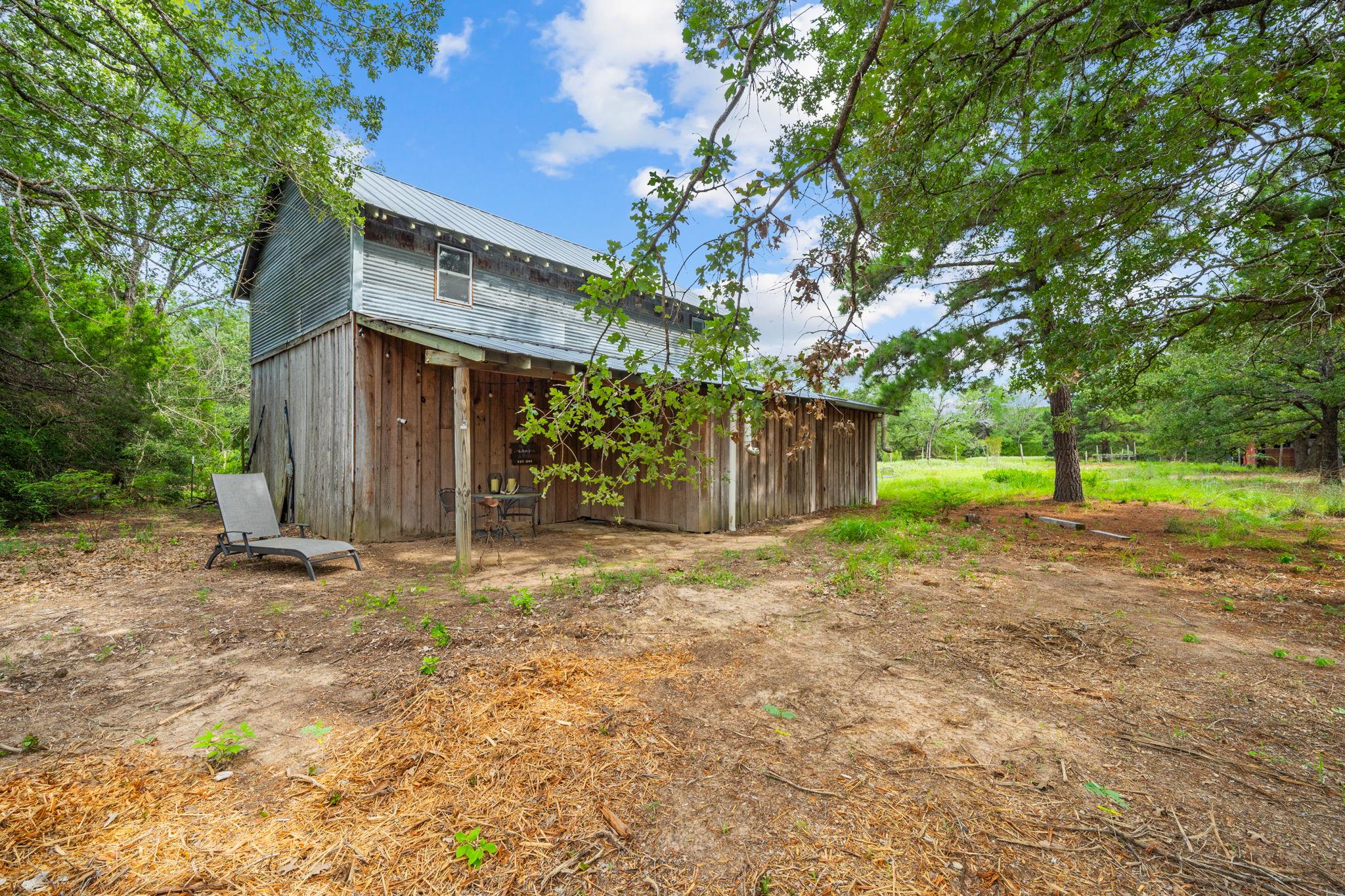 242 Cody Ln, Bastrop, TX 78602