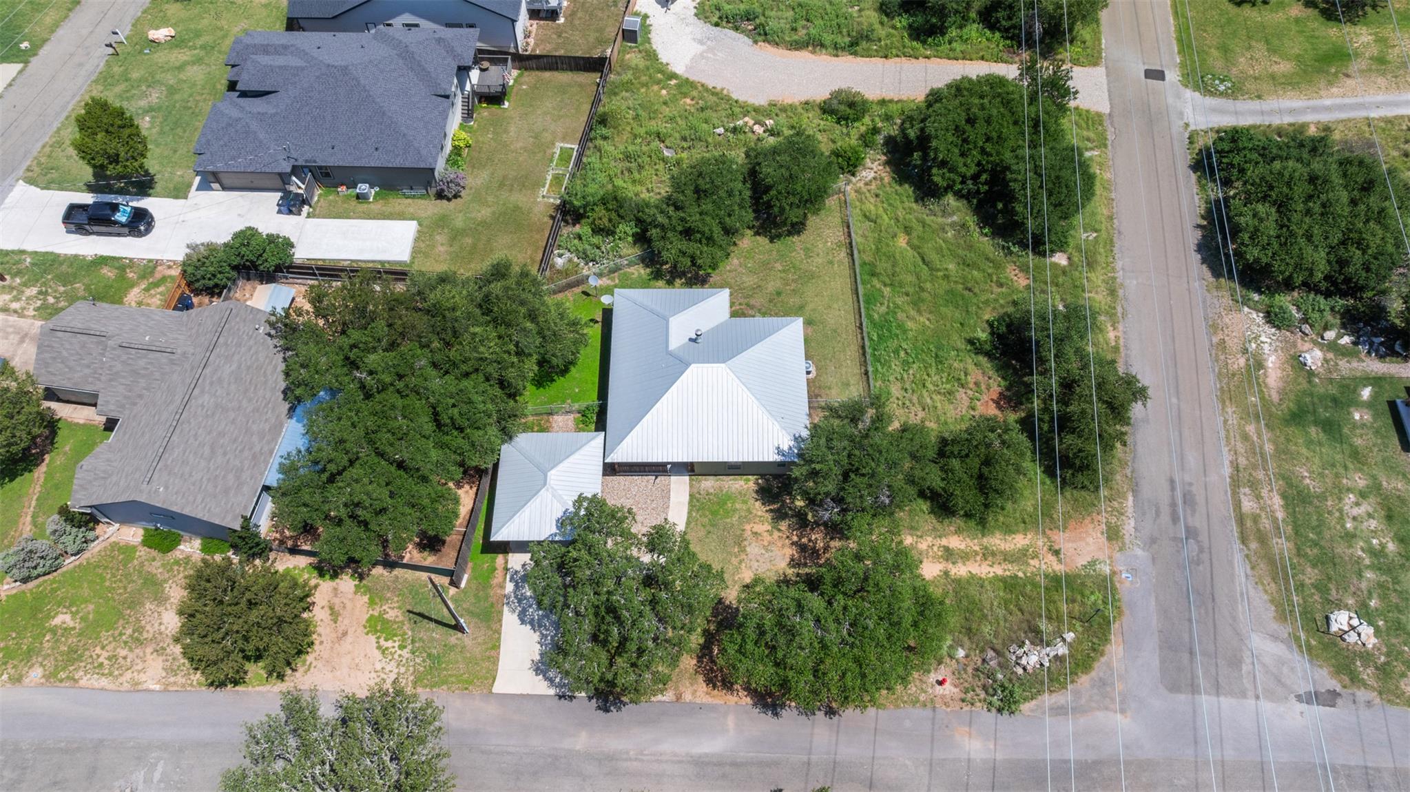 300 Knights Row, Horseshoe Bay, TX 78657