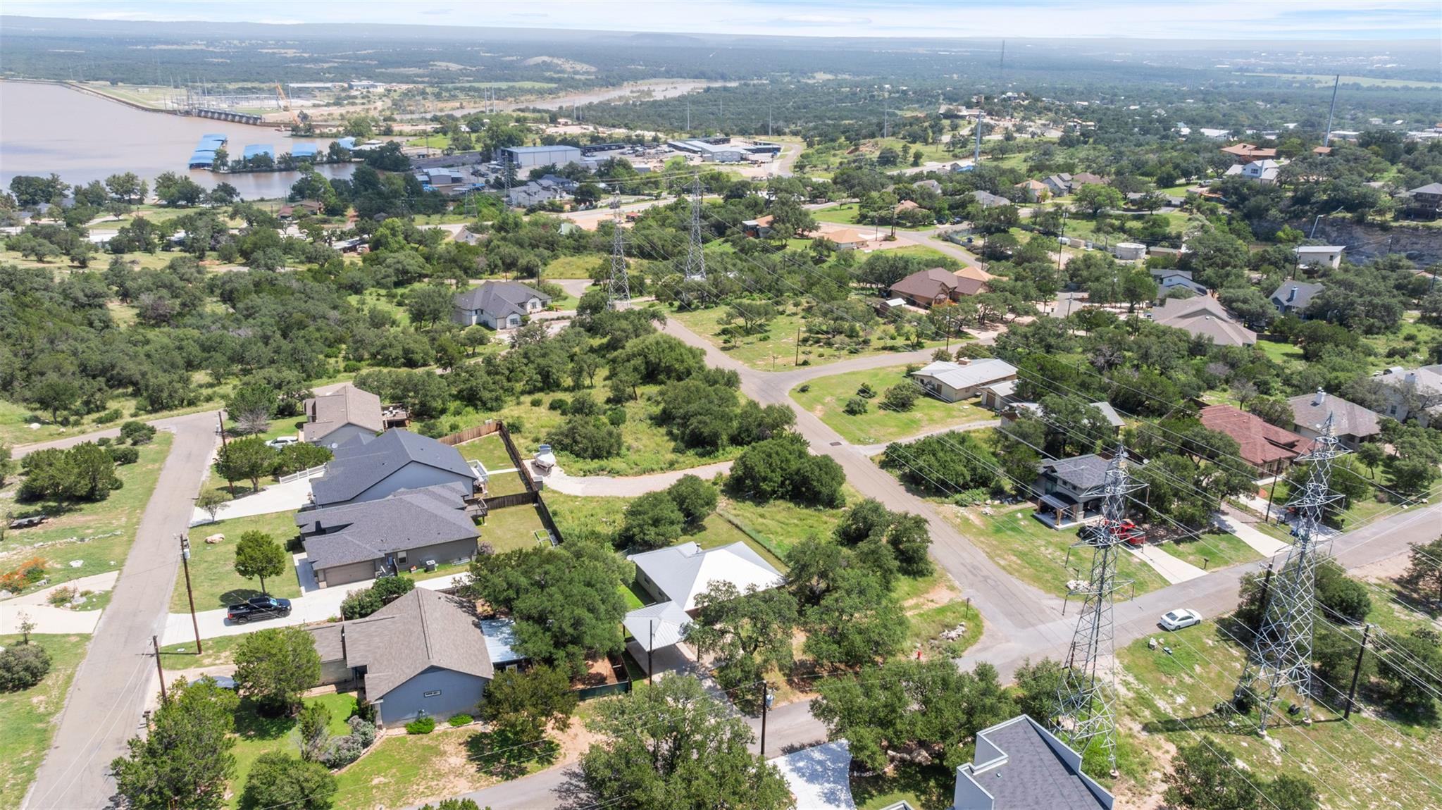 300 Knights Row, Horseshoe Bay, TX 78657