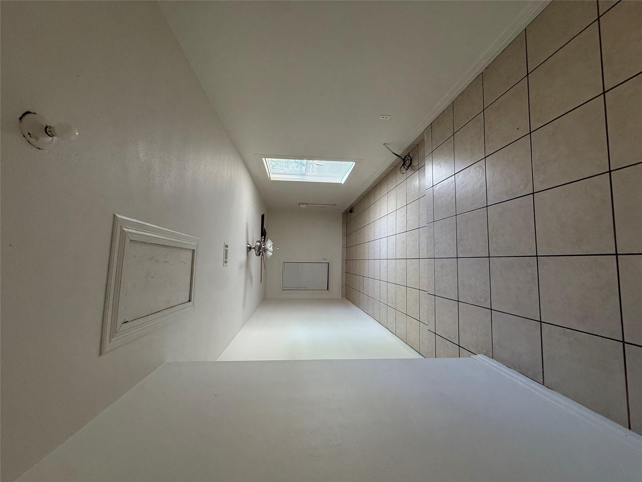 8906 Pineridge Dr, Austin, TX 78729