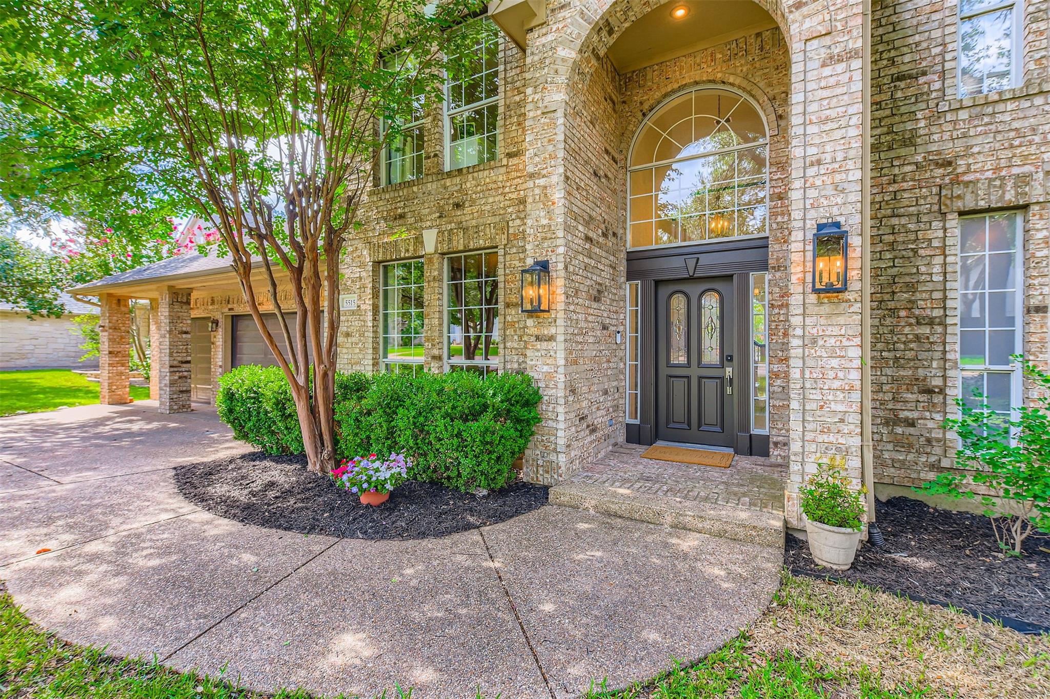 5515 Ballenton Ln, Austin, TX 78739