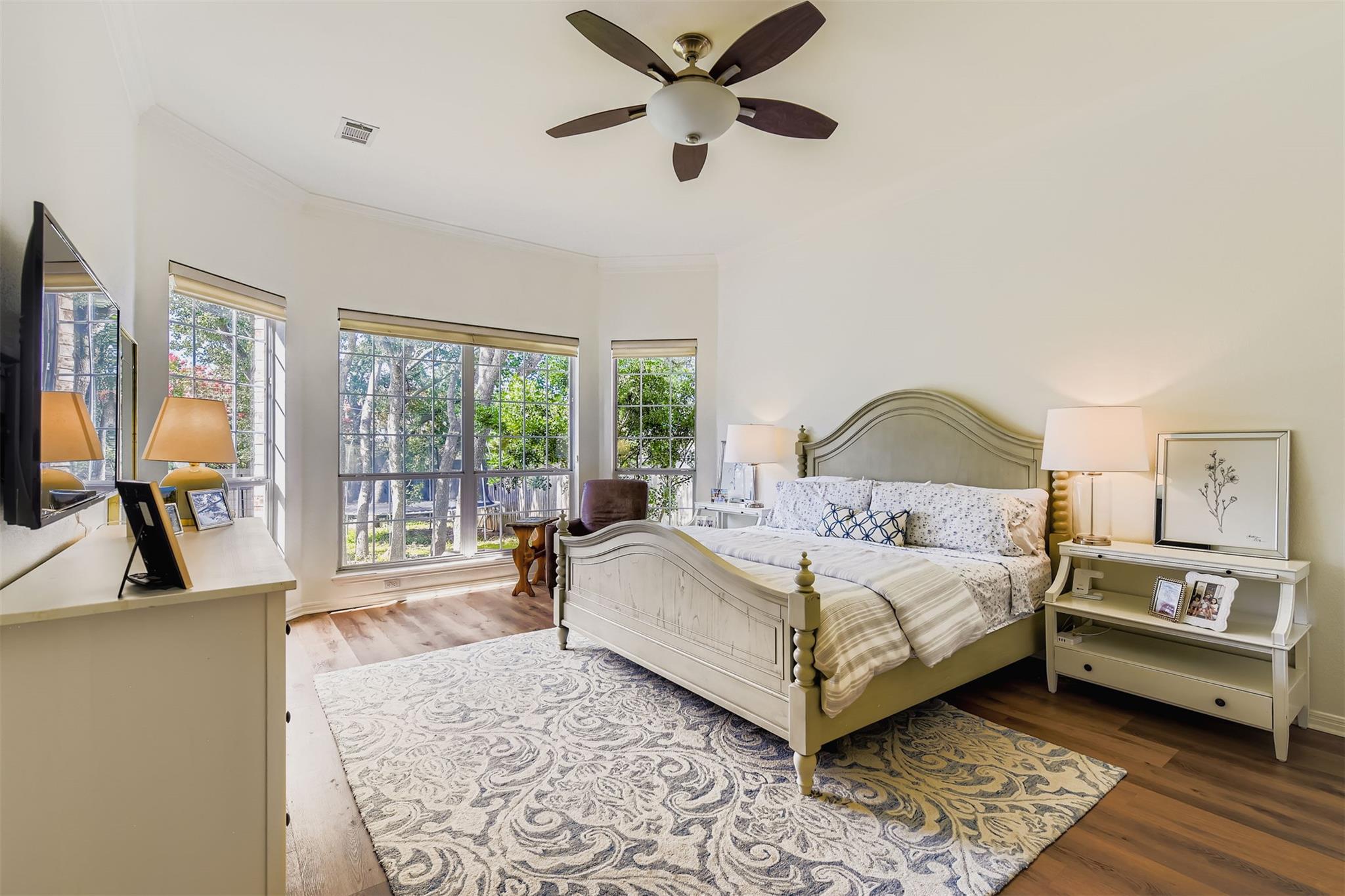 5515 Ballenton Ln, Austin, TX 78739