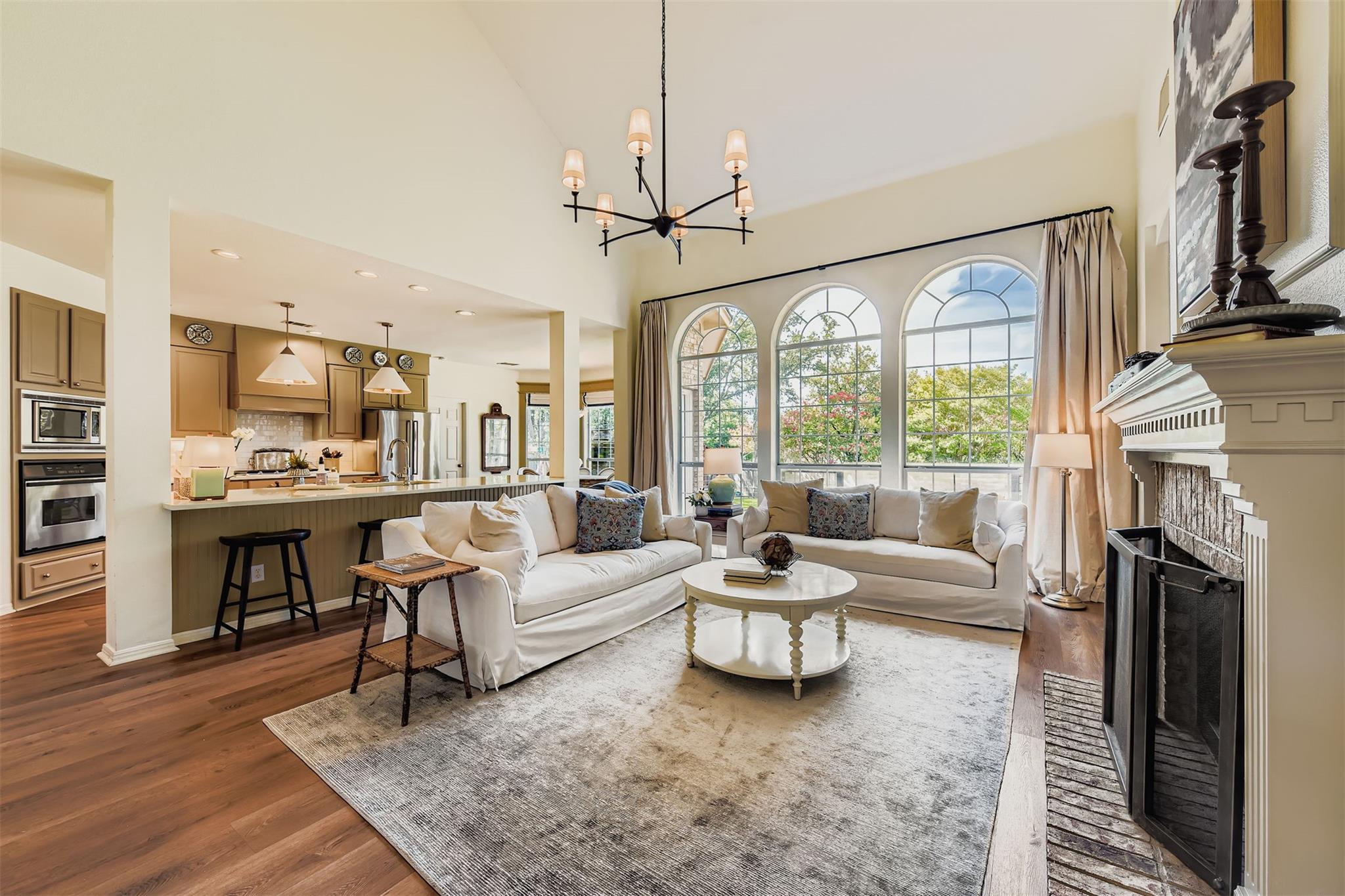 5515 Ballenton Ln, Austin, TX 78739