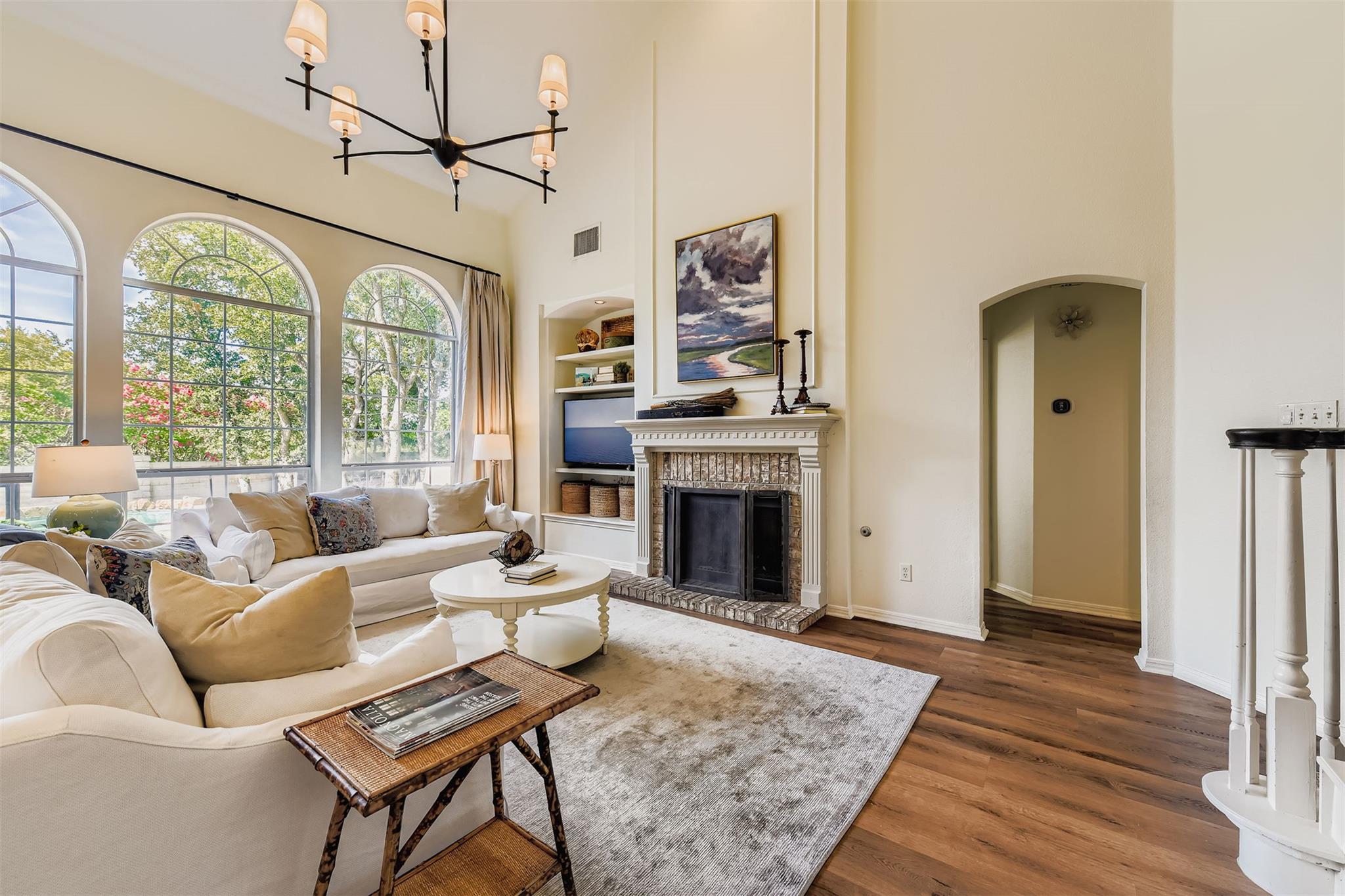 5515 Ballenton Ln, Austin, TX 78739