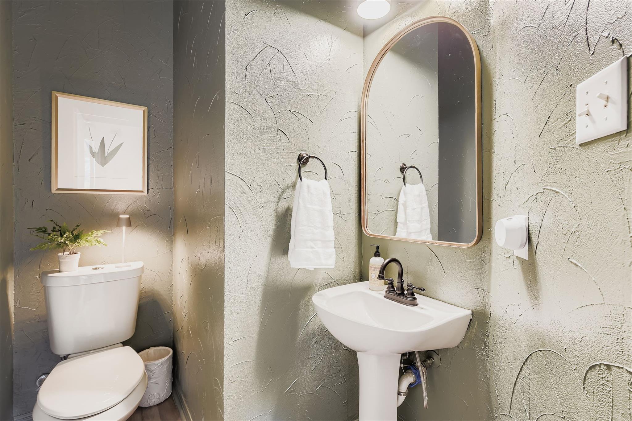 5515 Ballenton Ln, Austin, TX 78739