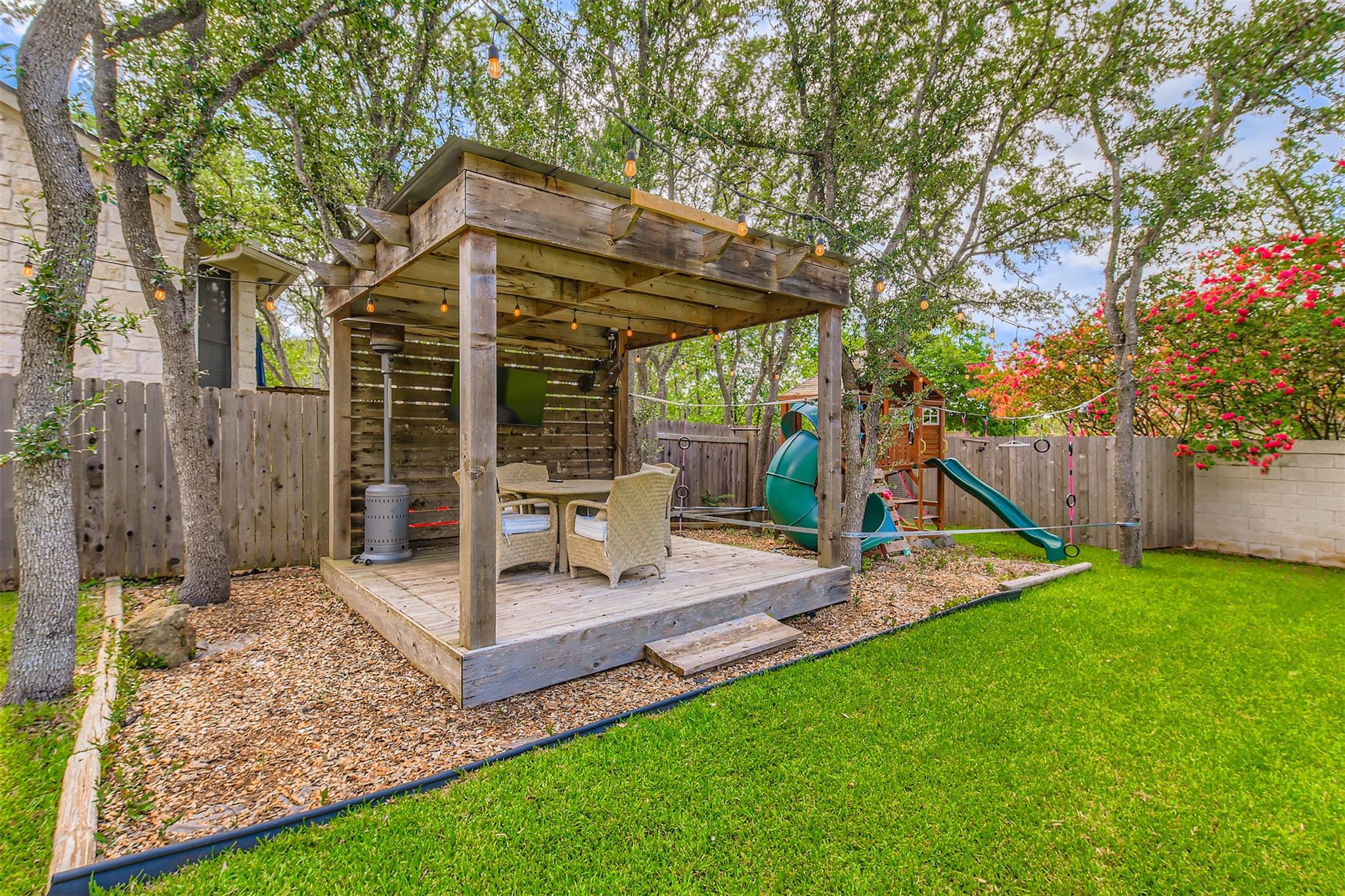 5515 Ballenton Ln, Austin, TX 78739