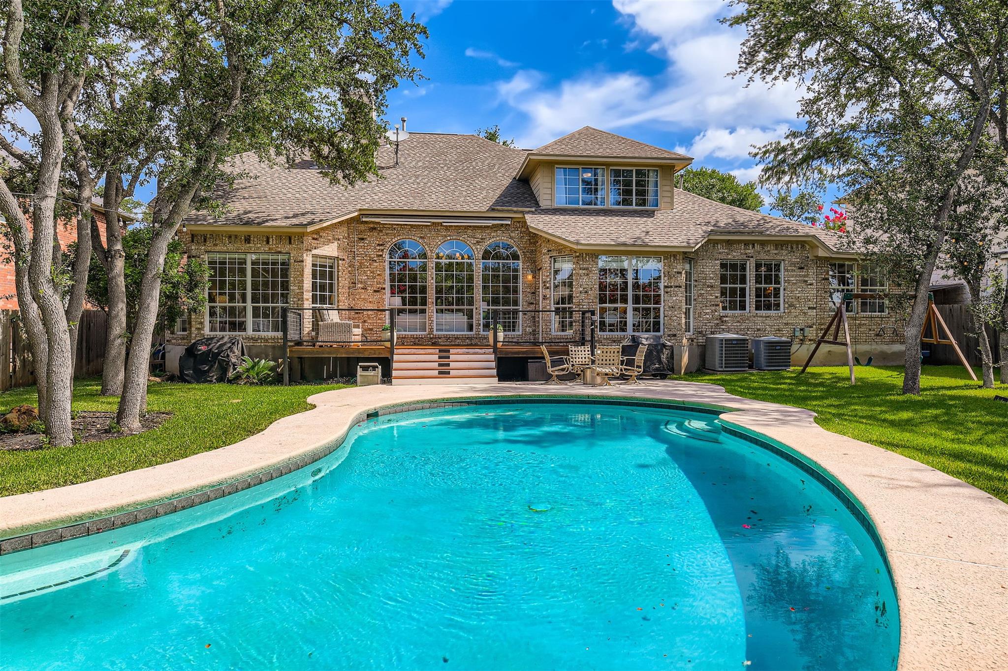 5515 Ballenton Ln, Austin, TX 78739