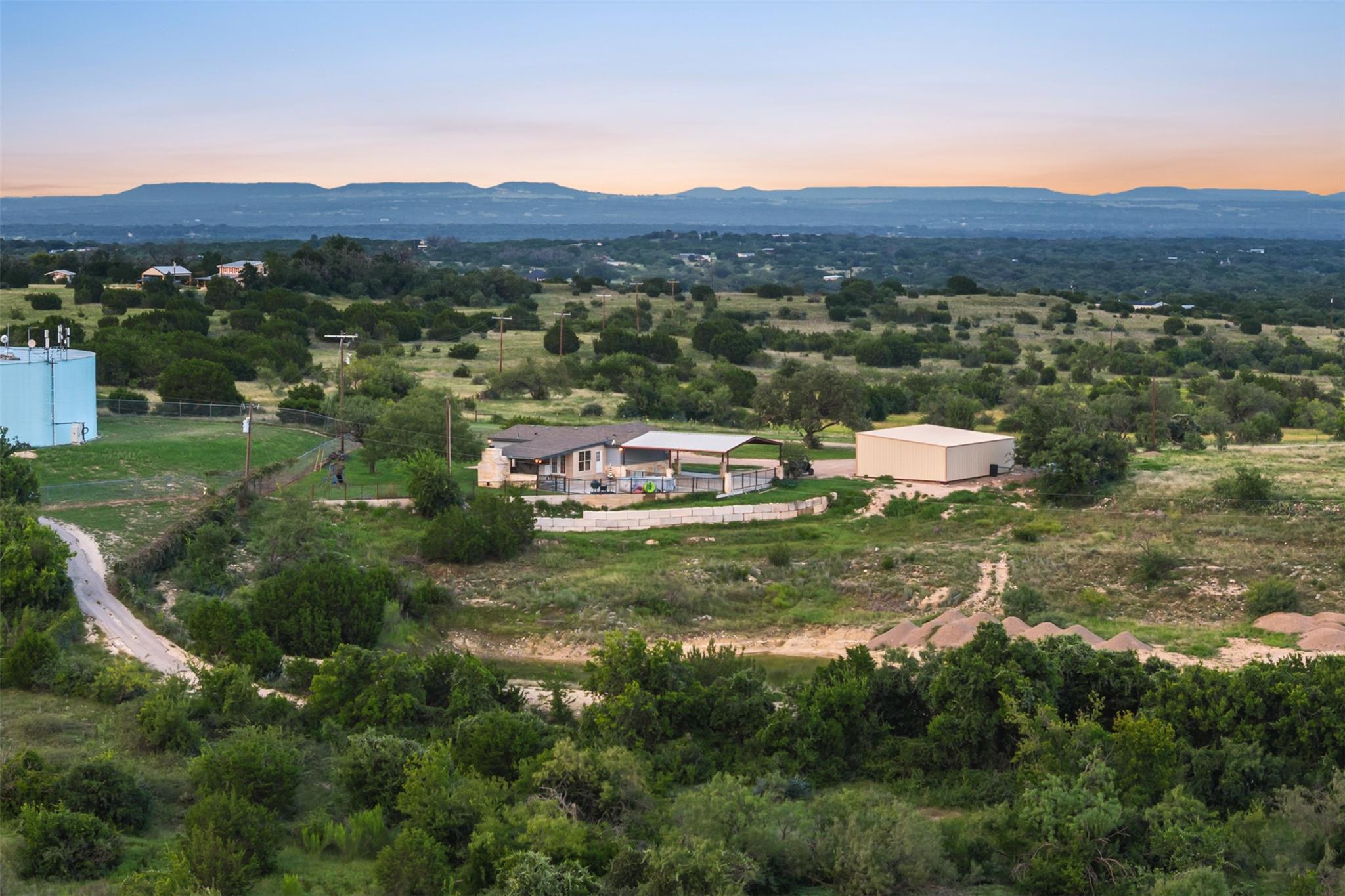 2989 Fm 580 E, Lampasas, TX 76550