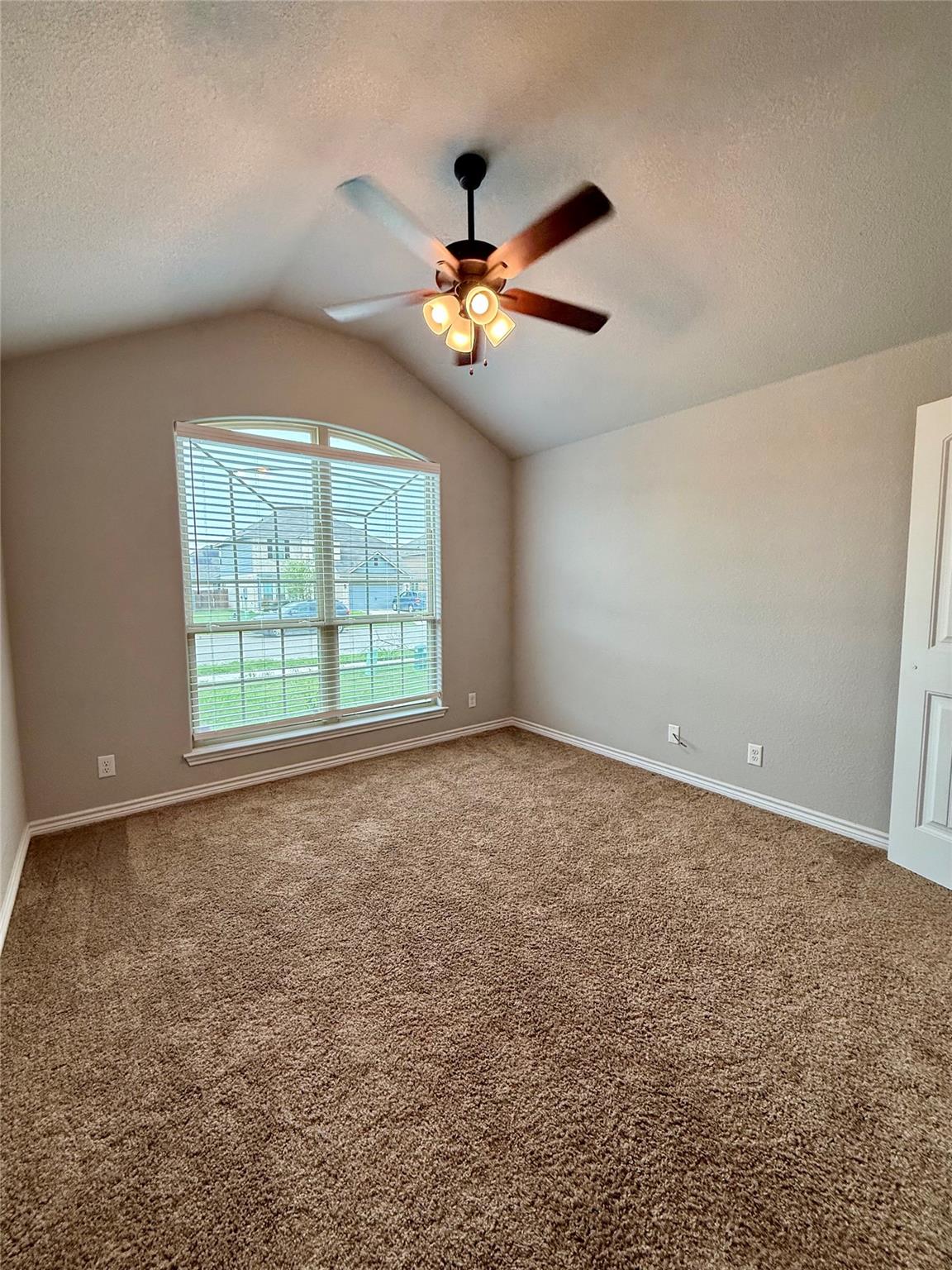 903 McLaury Cv, Killeen, TX 76542