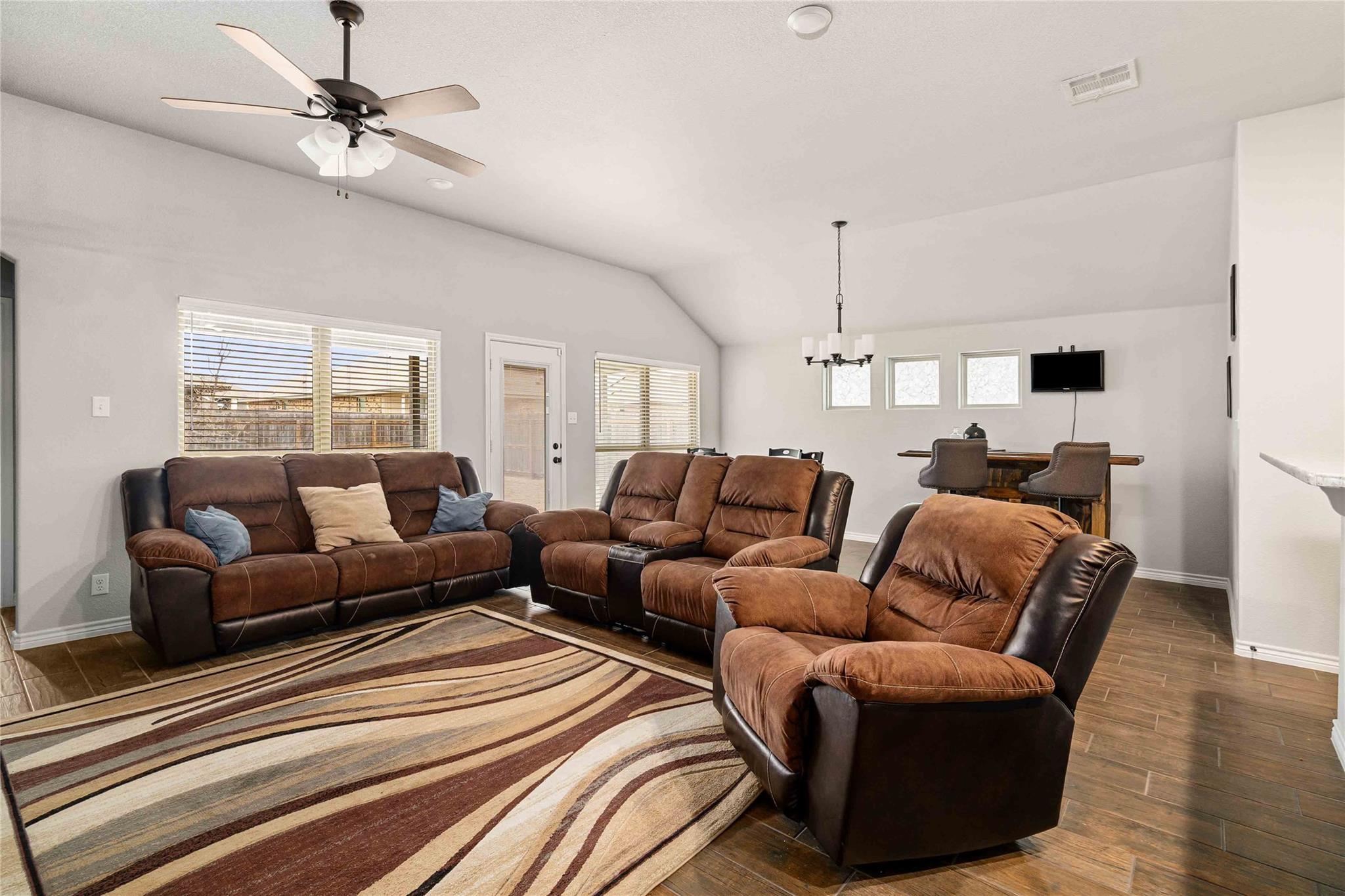 903 McLaury Cv, Killeen, TX 76542