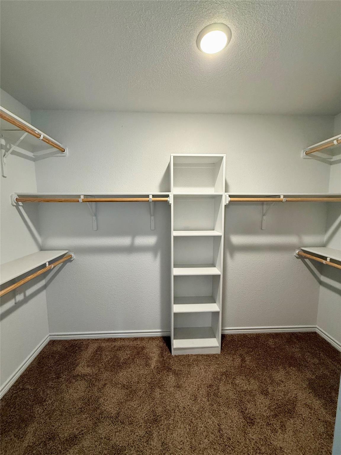 903 McLaury Cv, Killeen, TX 76542