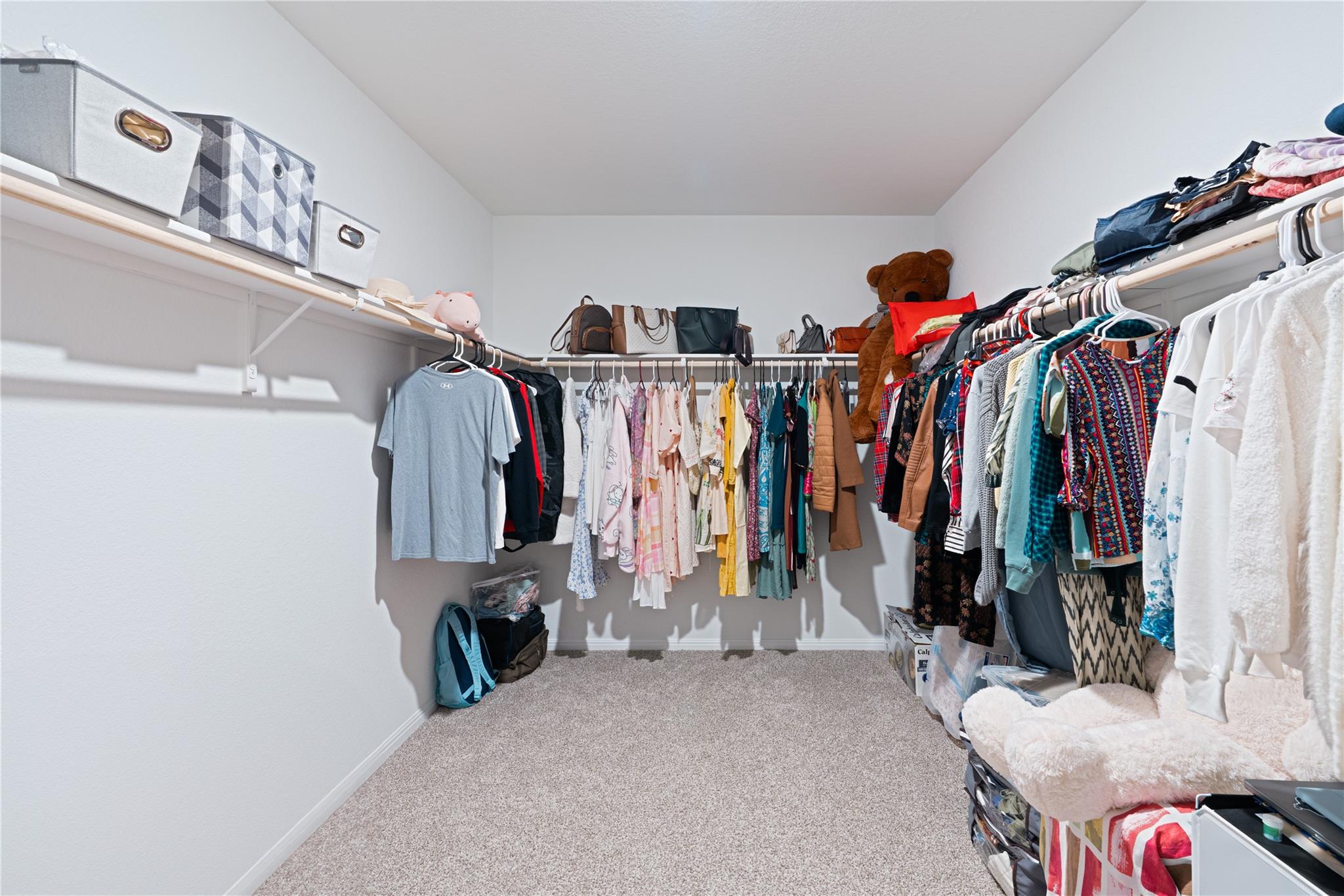 2848 Owl Head Dr, Leander, TX 78641