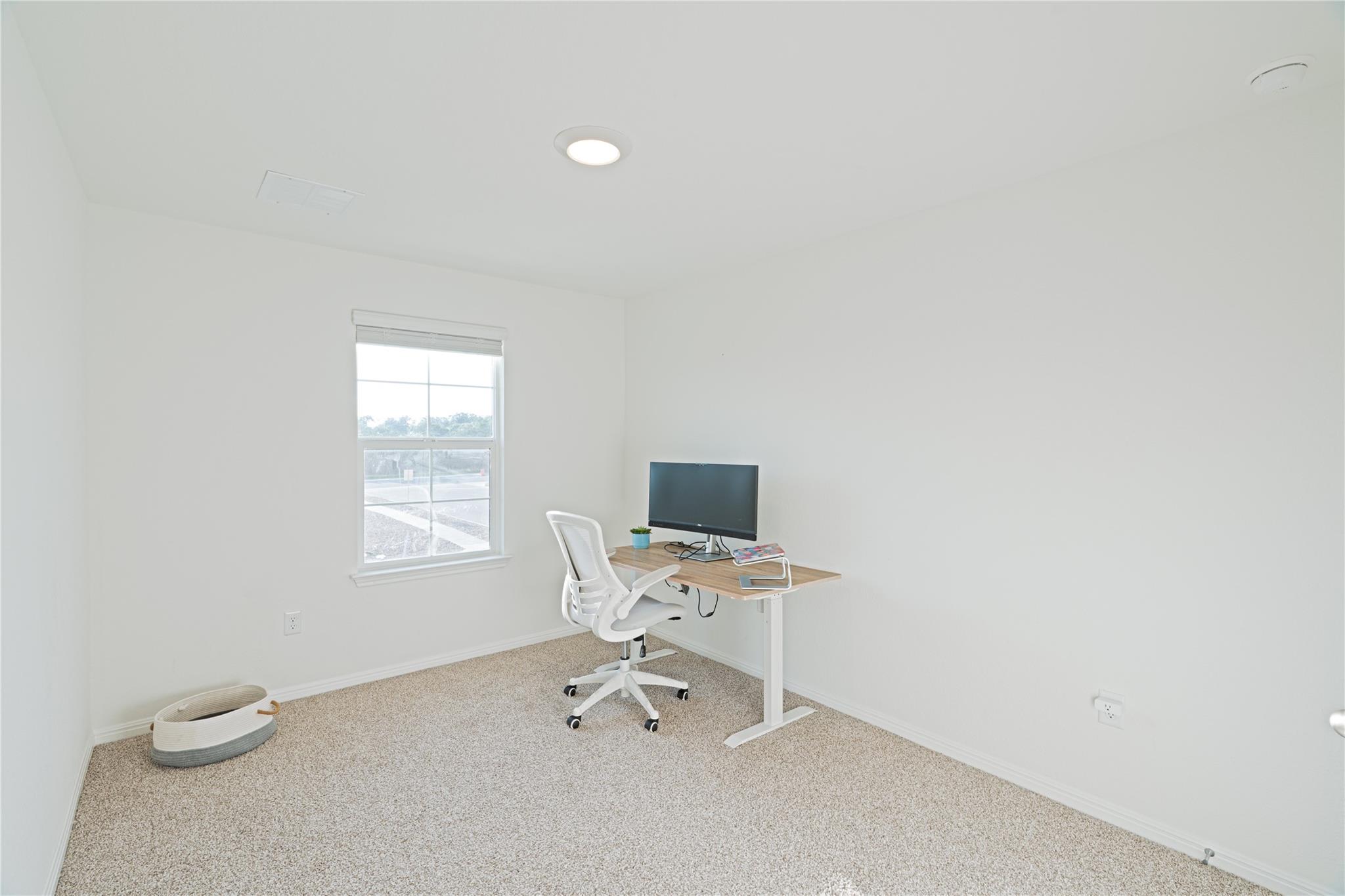 2848 Owl Head Dr, Leander, TX 78641