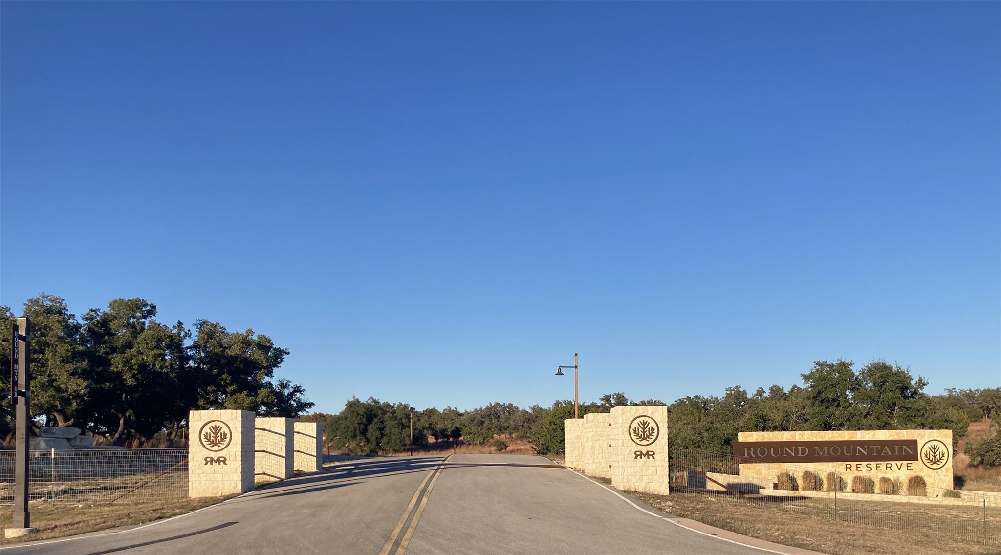 TBD Juniper Rdg, Round Mountain, TX 78663