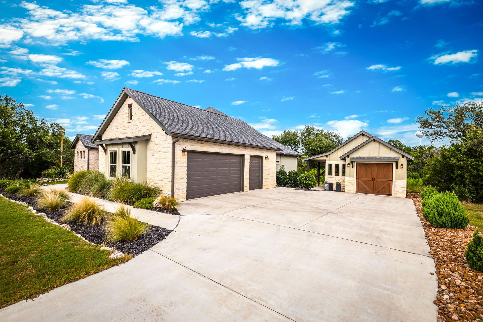 375 Curvatura, New Braunfels, TX 78132