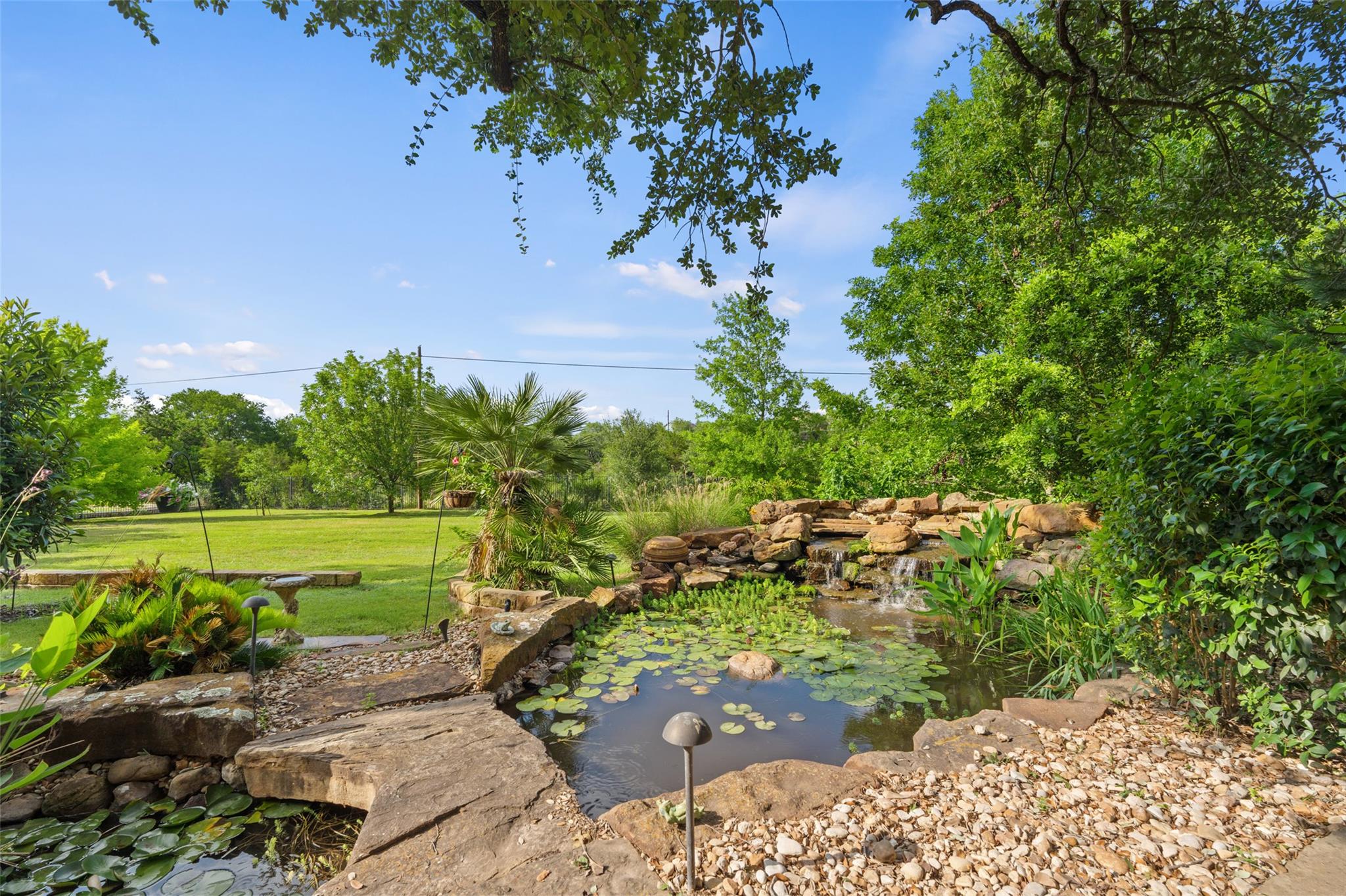 407 Bella Montagna Cir, Lakeway, TX 78734