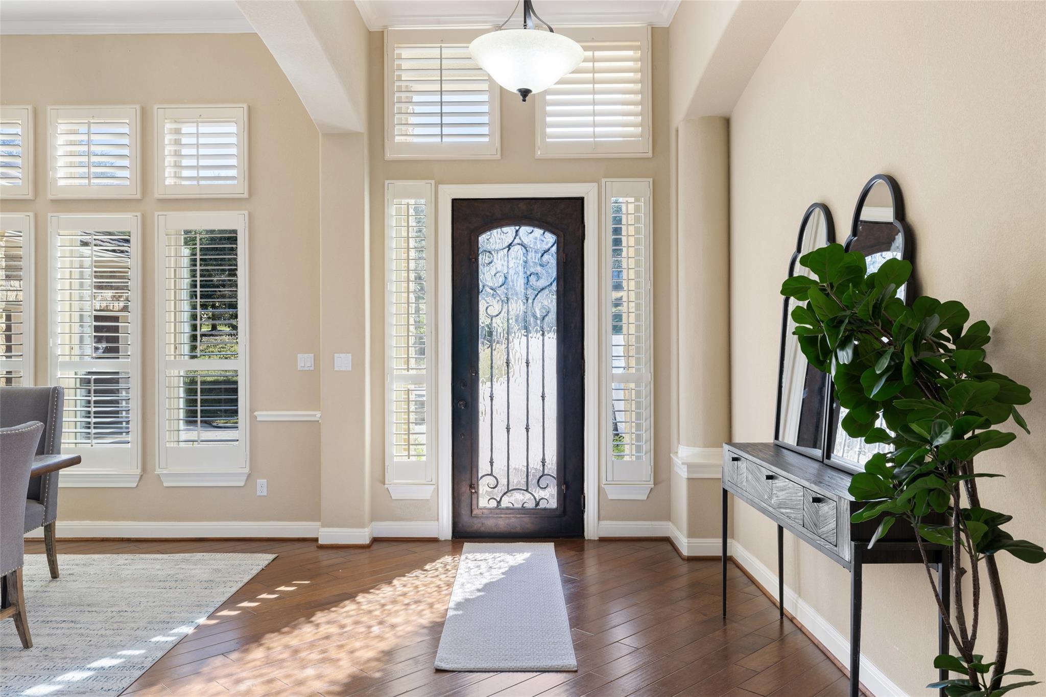 407 Bella Montagna Cir, Lakeway, TX 78734