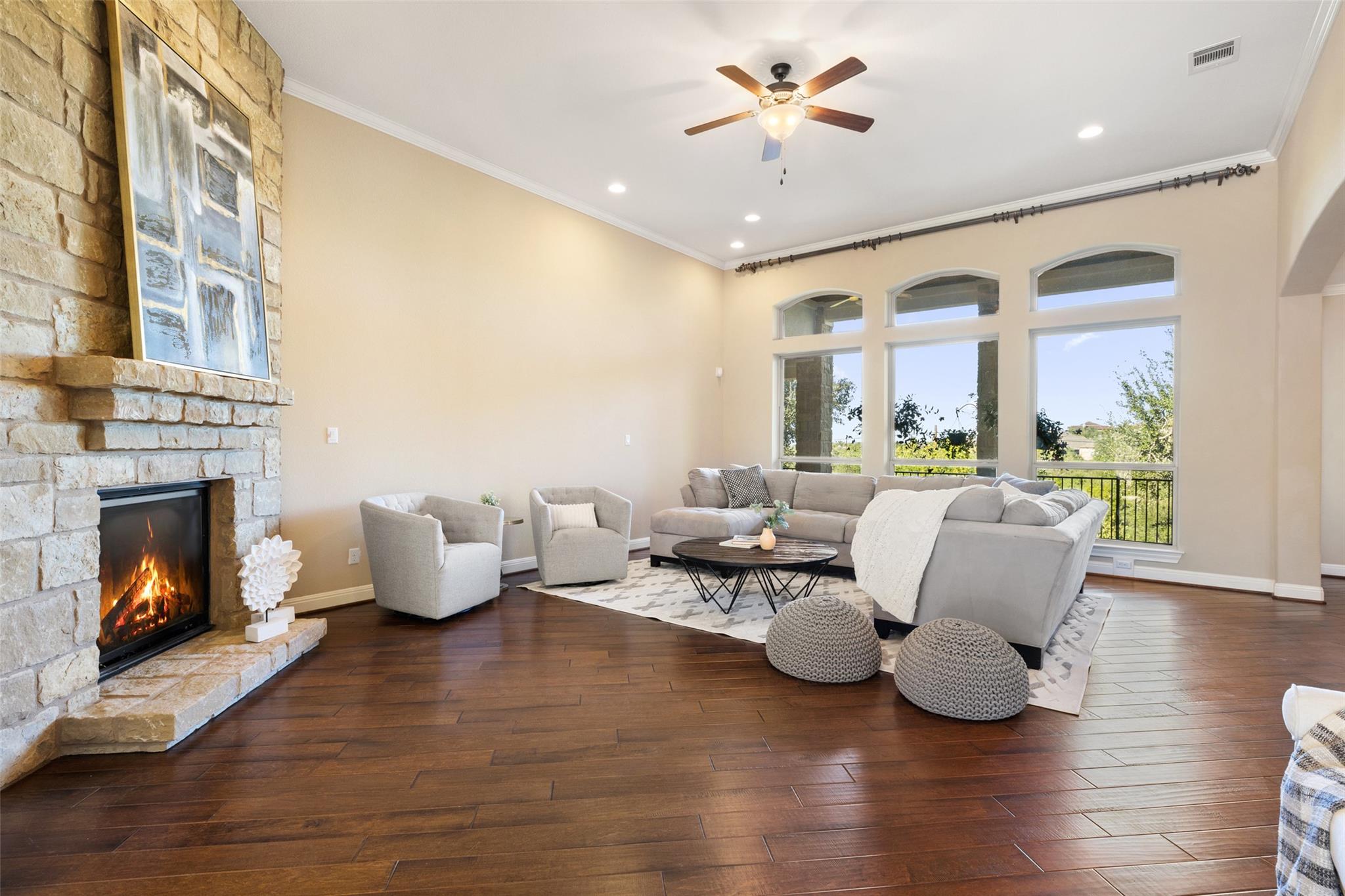 407 Bella Montagna Cir, Lakeway, TX 78734