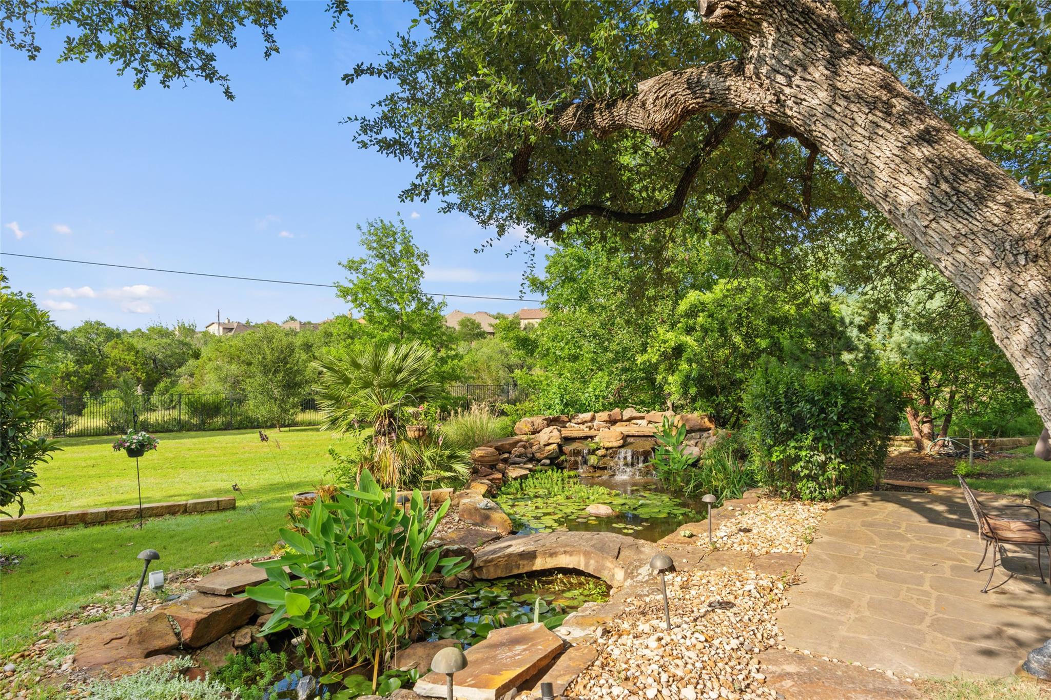 407 Bella Montagna Cir, Lakeway, TX 78734