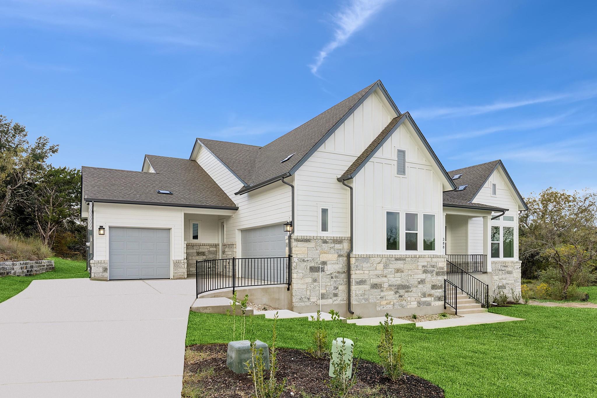 388 Rees Landing Rd, Spicewood, TX 78669