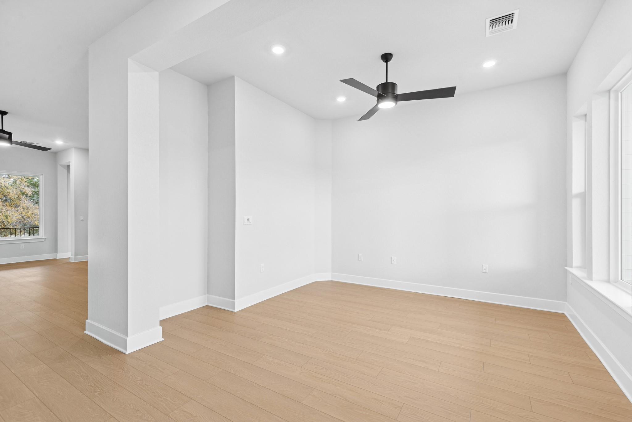 388 Rees Landing Rd, Spicewood, TX 78669