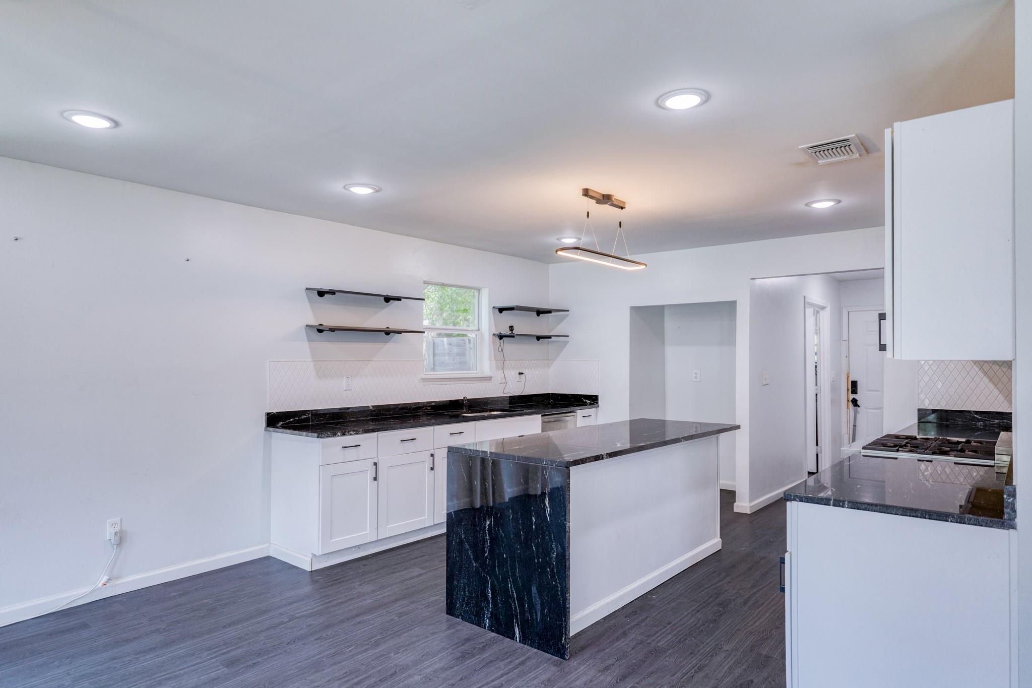 6202 Carnation Ter, Austin, TX 78741