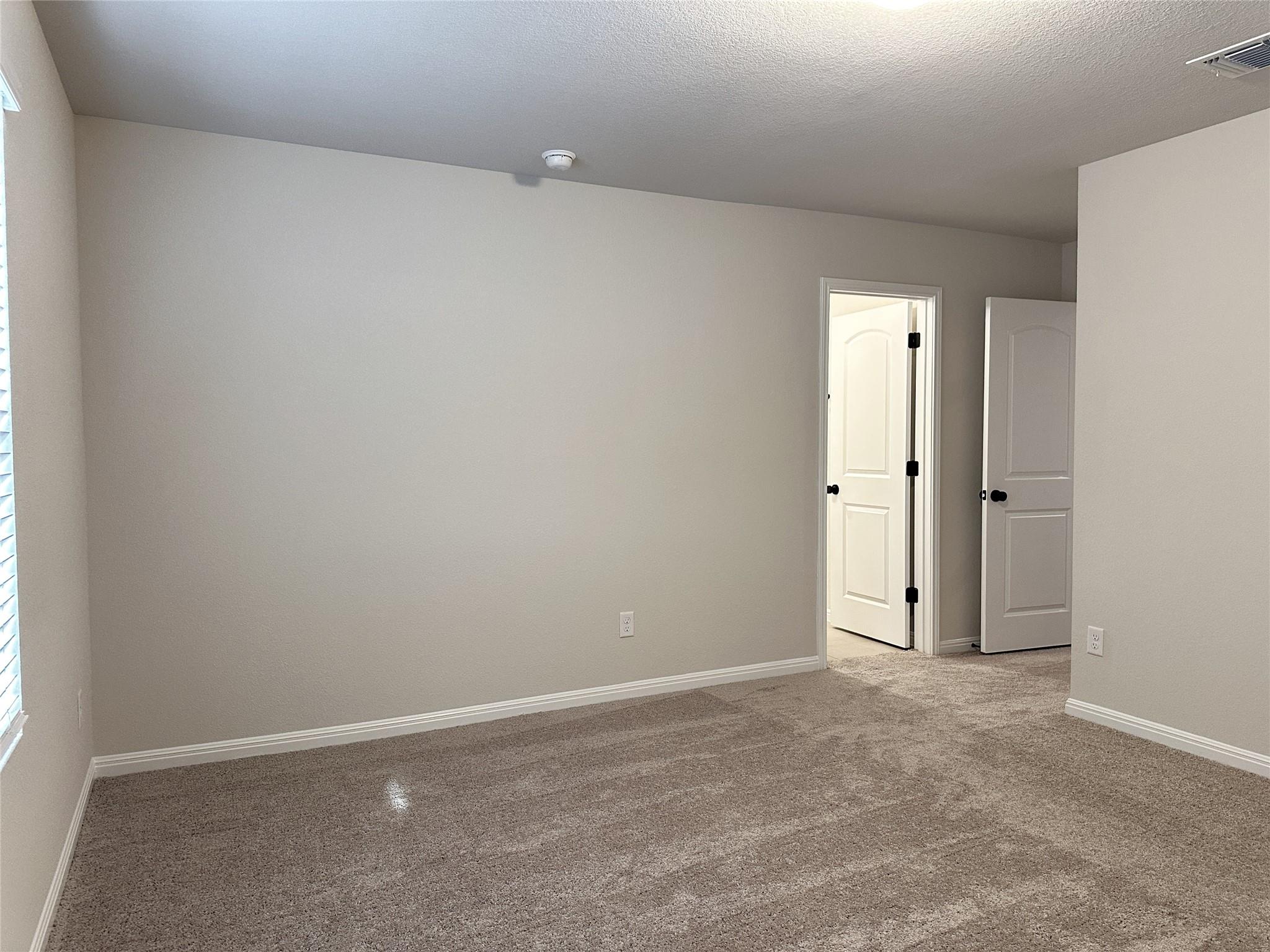 165 Rita Blanca Bnd, Bastrop, TX 78602