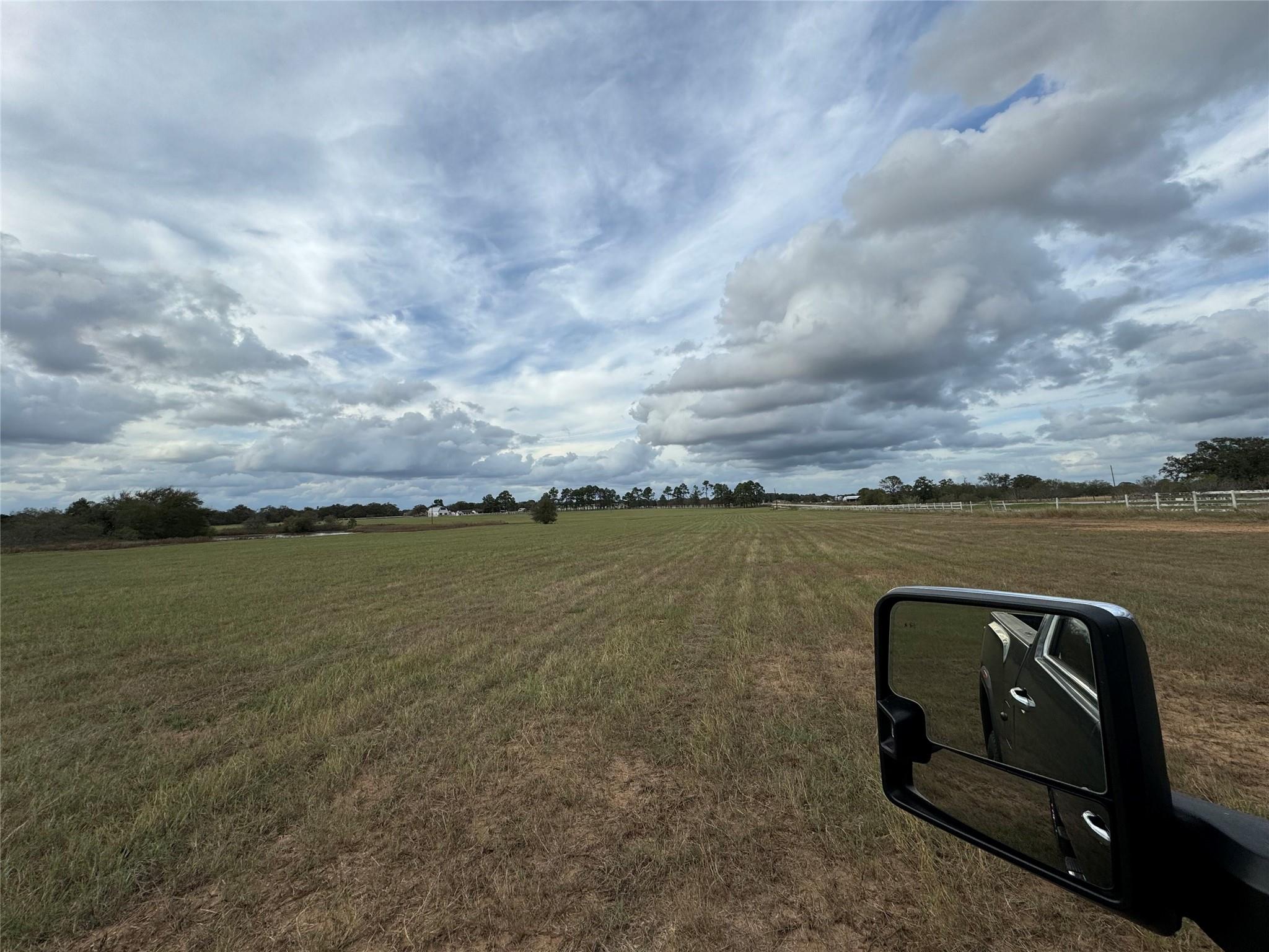 2520 Hwy 304, Smithville, TX 78957