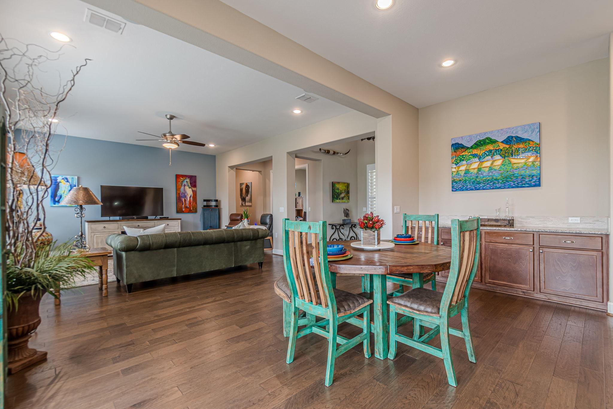 112 Learning Elm Dr, San Marcos, TX 78666