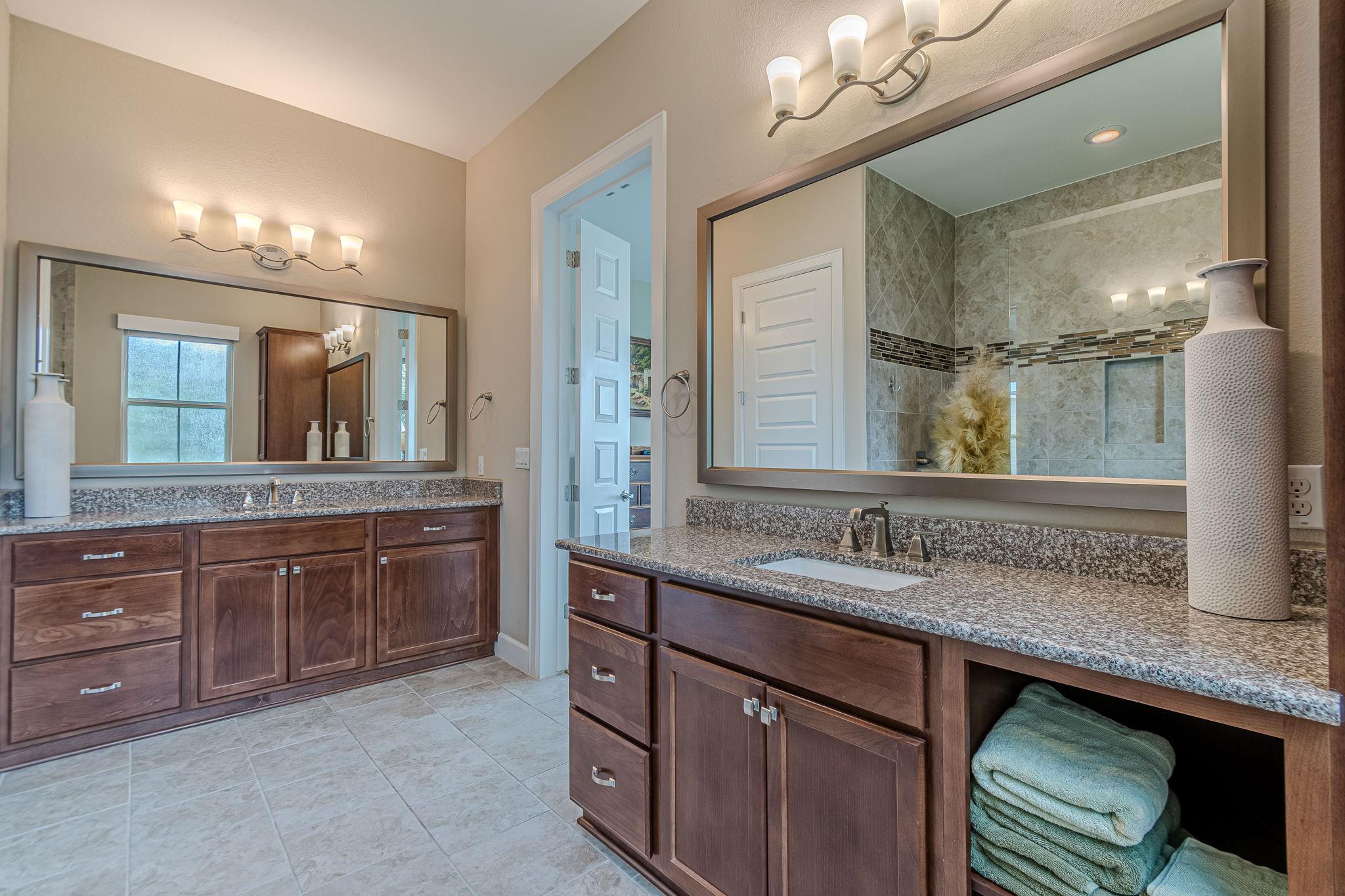 112 Learning Elm Dr, San Marcos, TX 78666