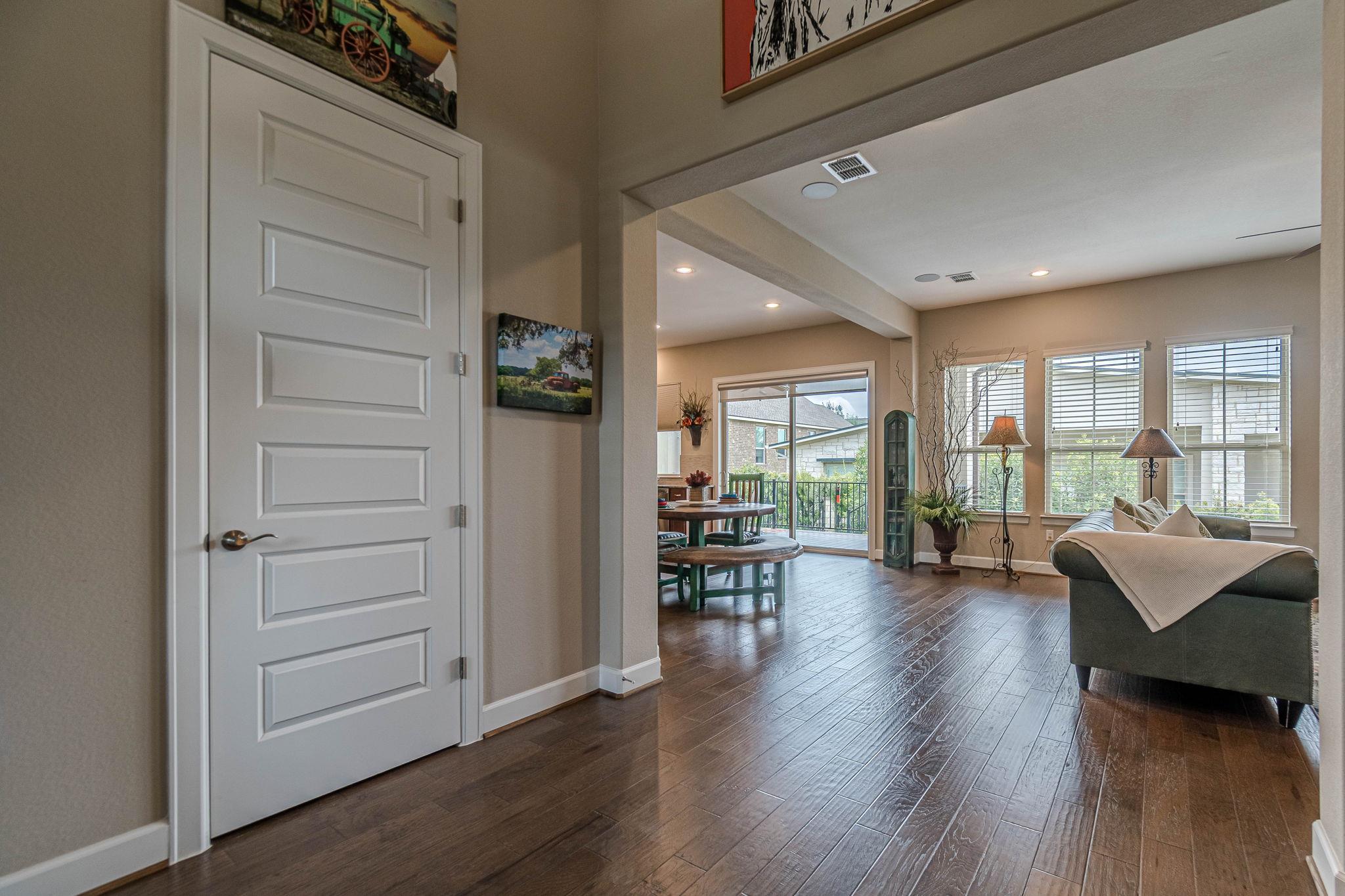 112 Learning Elm Dr, San Marcos, TX 78666