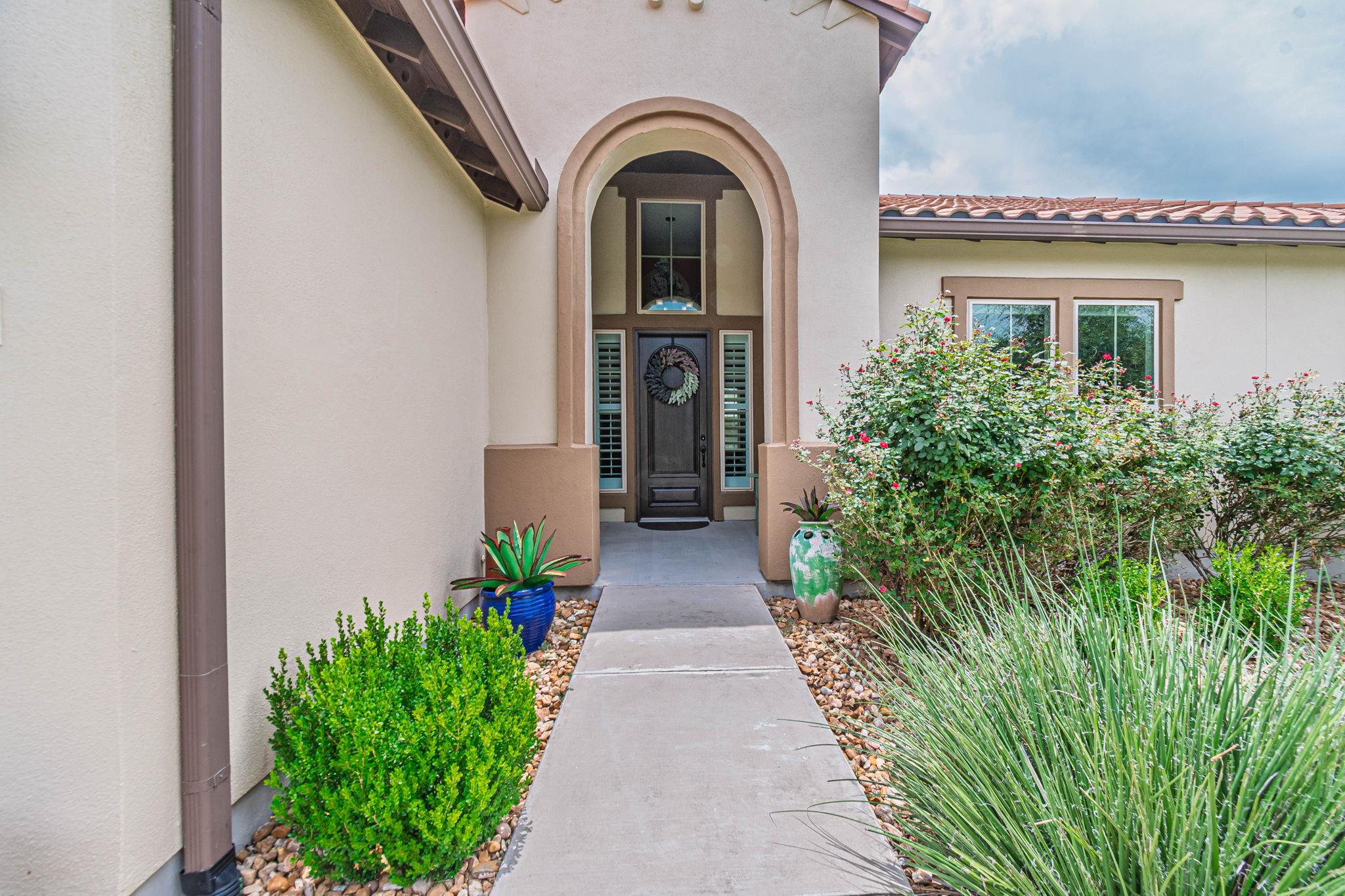 112 Learning Elm Dr, San Marcos, TX 78666