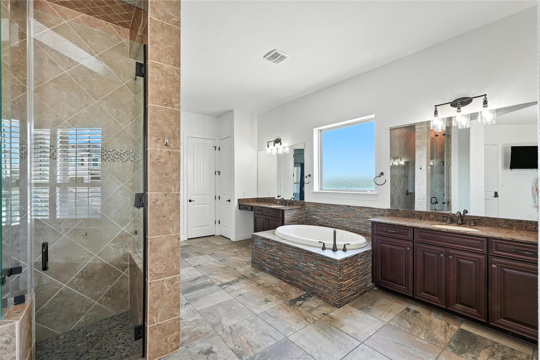 15729 De Fortuna Dr, Bee Cave, TX 78738