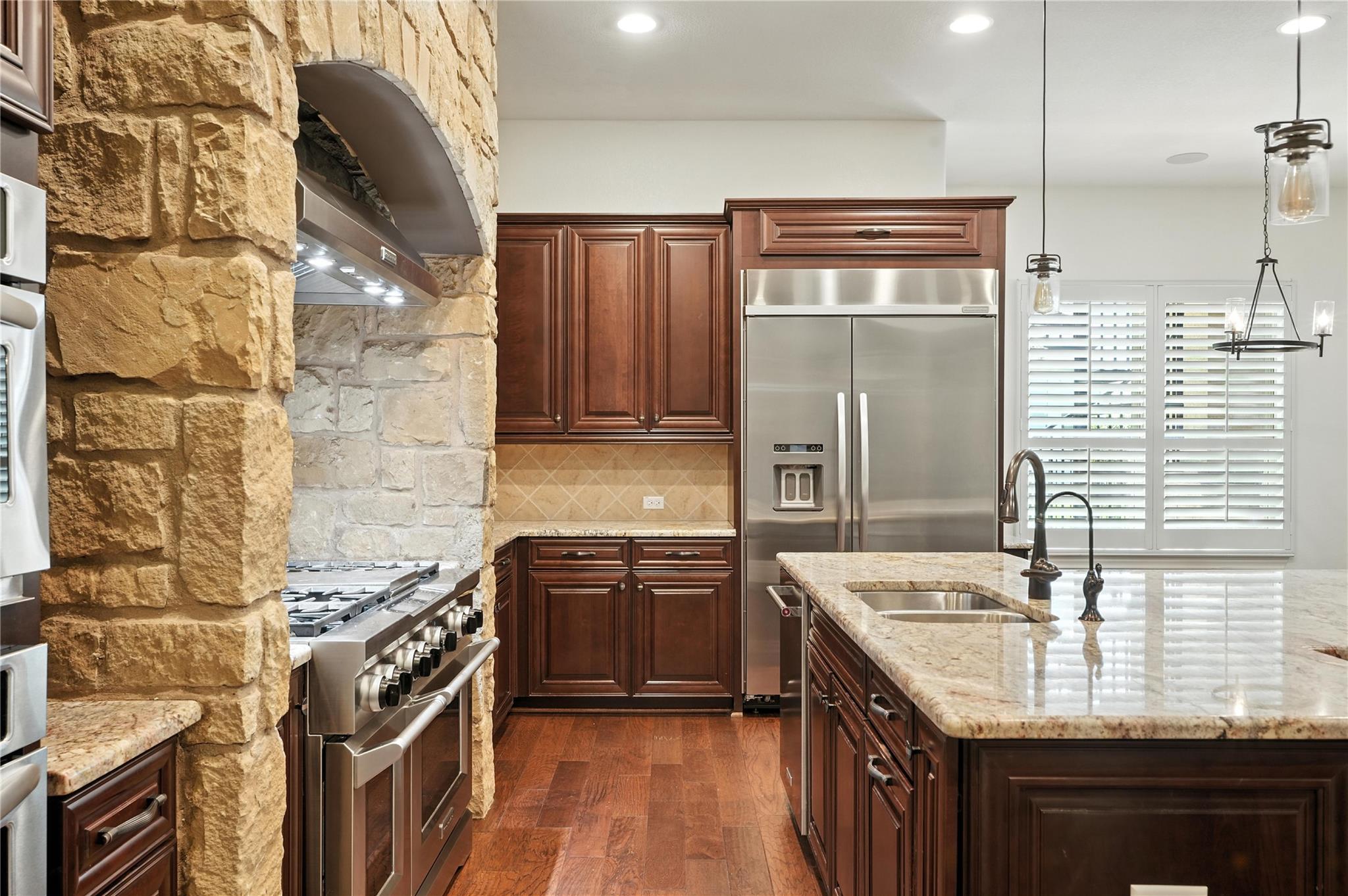 15729 De Fortuna Dr, Bee Cave, TX 78738